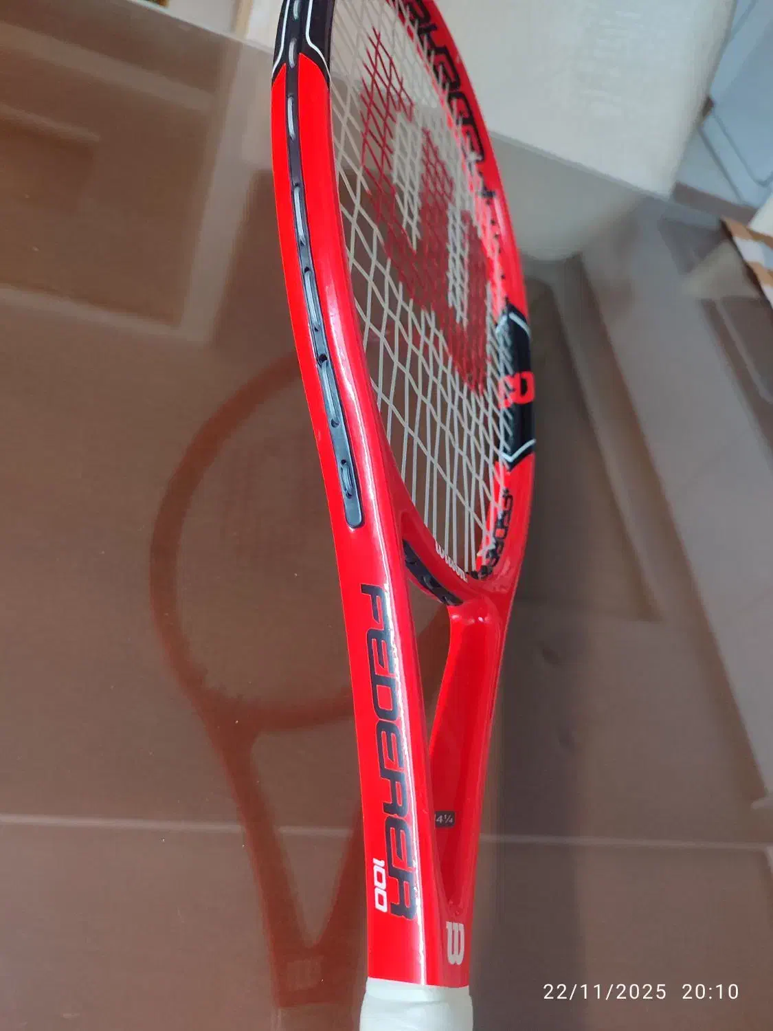 راکت تنیس ویلسون مدل فدرر 100|تجهیزات ورزشی|اصفهان, سپاهان‌شهر|دیوار