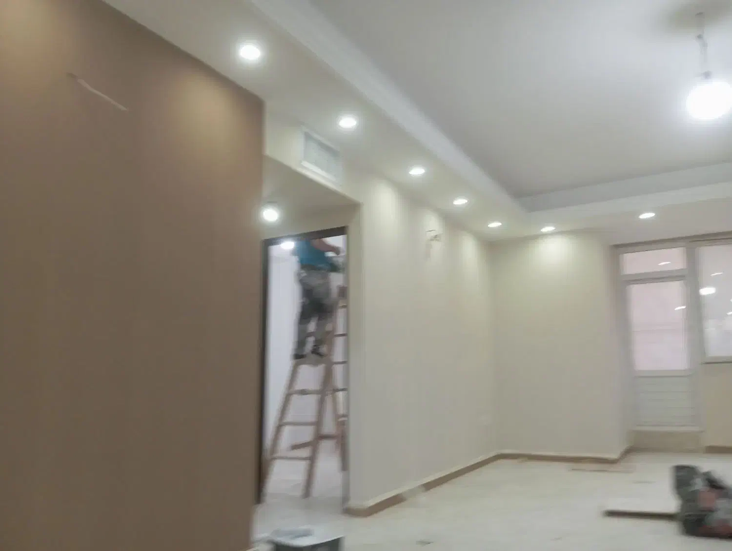 نقاشی ورنگ کاری ساختمان|خدمات پیشه و مهارت|تهران, شهرک چیتگر|دیوار