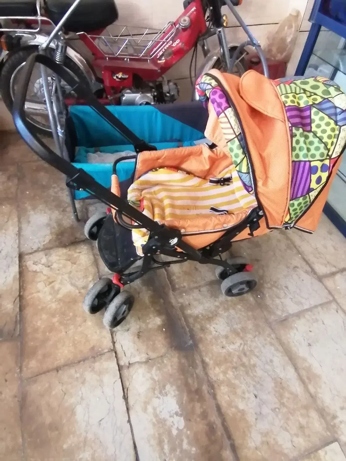 دوتا کالسکه و گهواره|کالسکه و لوازم جانبی|شاهین‌شهر, شهرک میلاد|دیوار