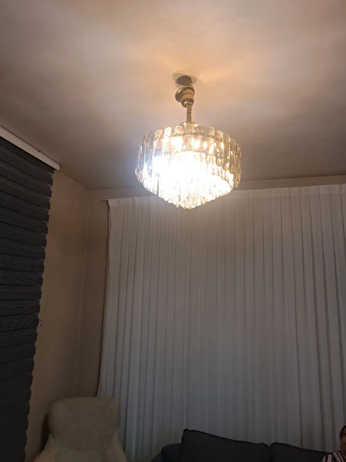 تو عدد لوستر مجلسی|لوستر و چراغ آویز|چهارباغ, |دیوار