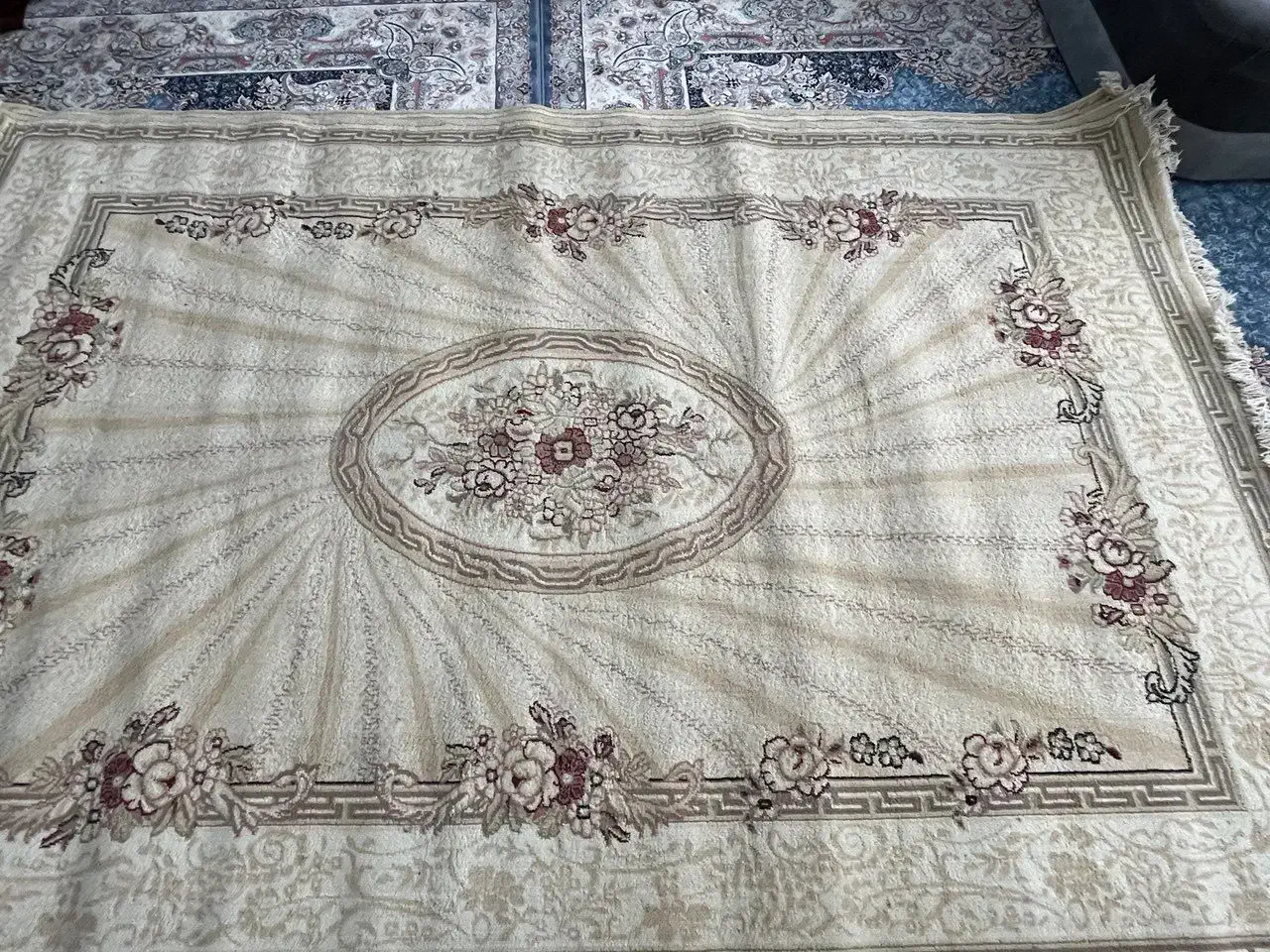 دو تا فرش ۶ متری سالم|فرش|لاهیجان, کوی آزادگان|دیوار