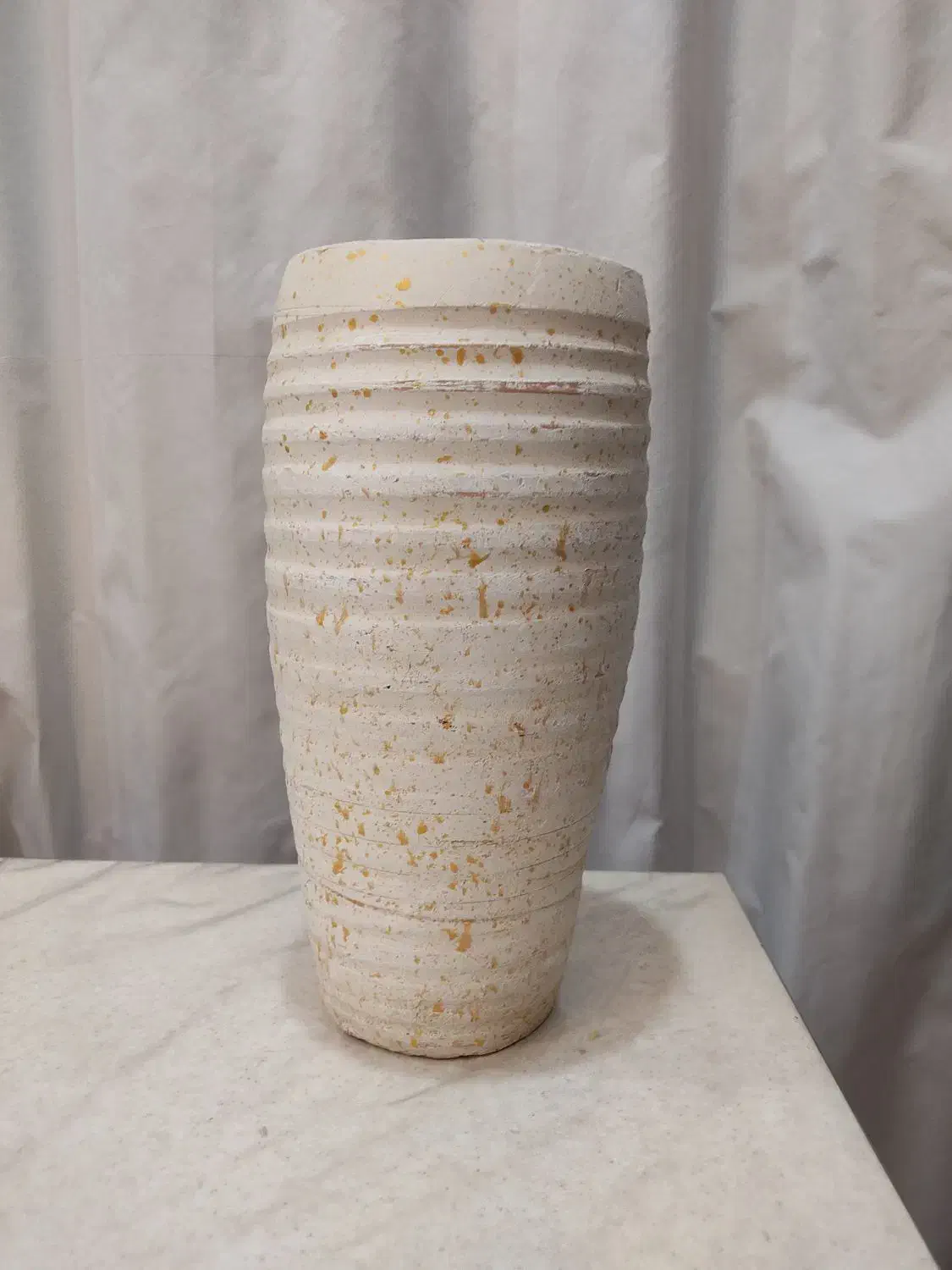 گلدان سفالی طرح دار|گل و گیاه طبیعی|قم, باجک یک|دیوار