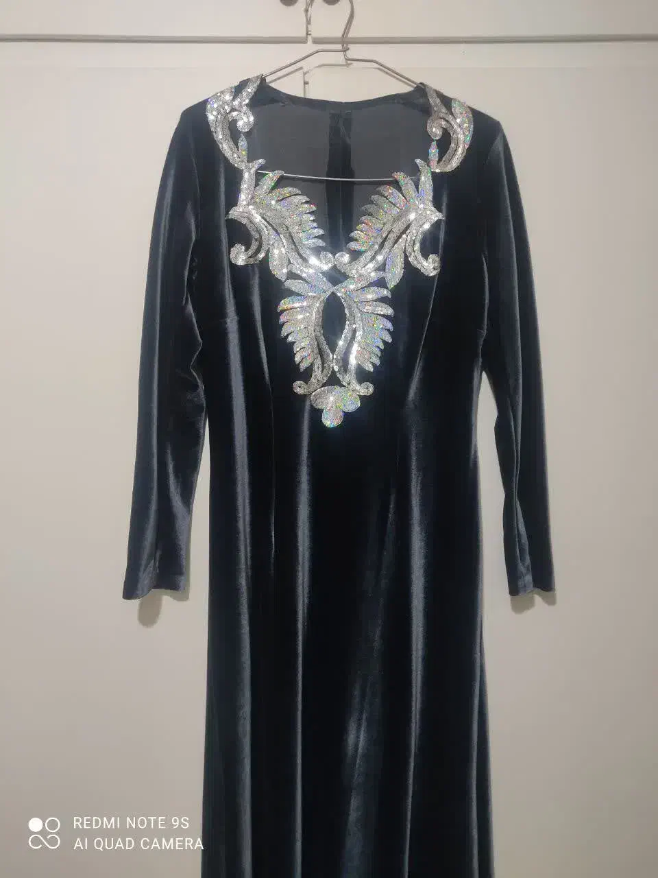 تعدادی پیراهن مجلسی در حد نو|لباس|خرمدره, |دیوار