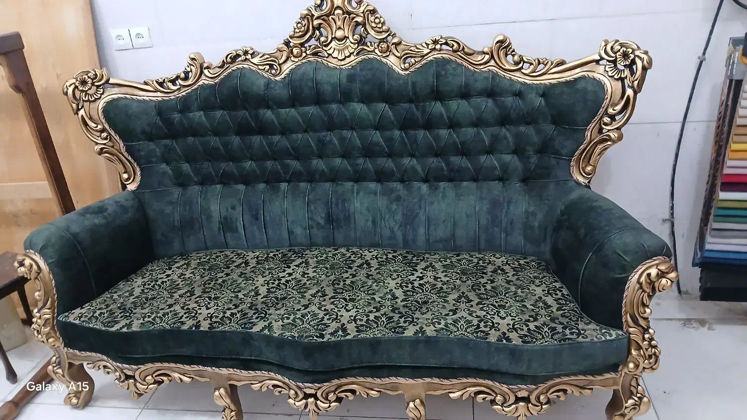 تولید تعمیر انواع مبل راحتی و سلطنتی کلاسیک|خدمات پیشه و مهارت|نجفآباد, گلدشت|دیوار