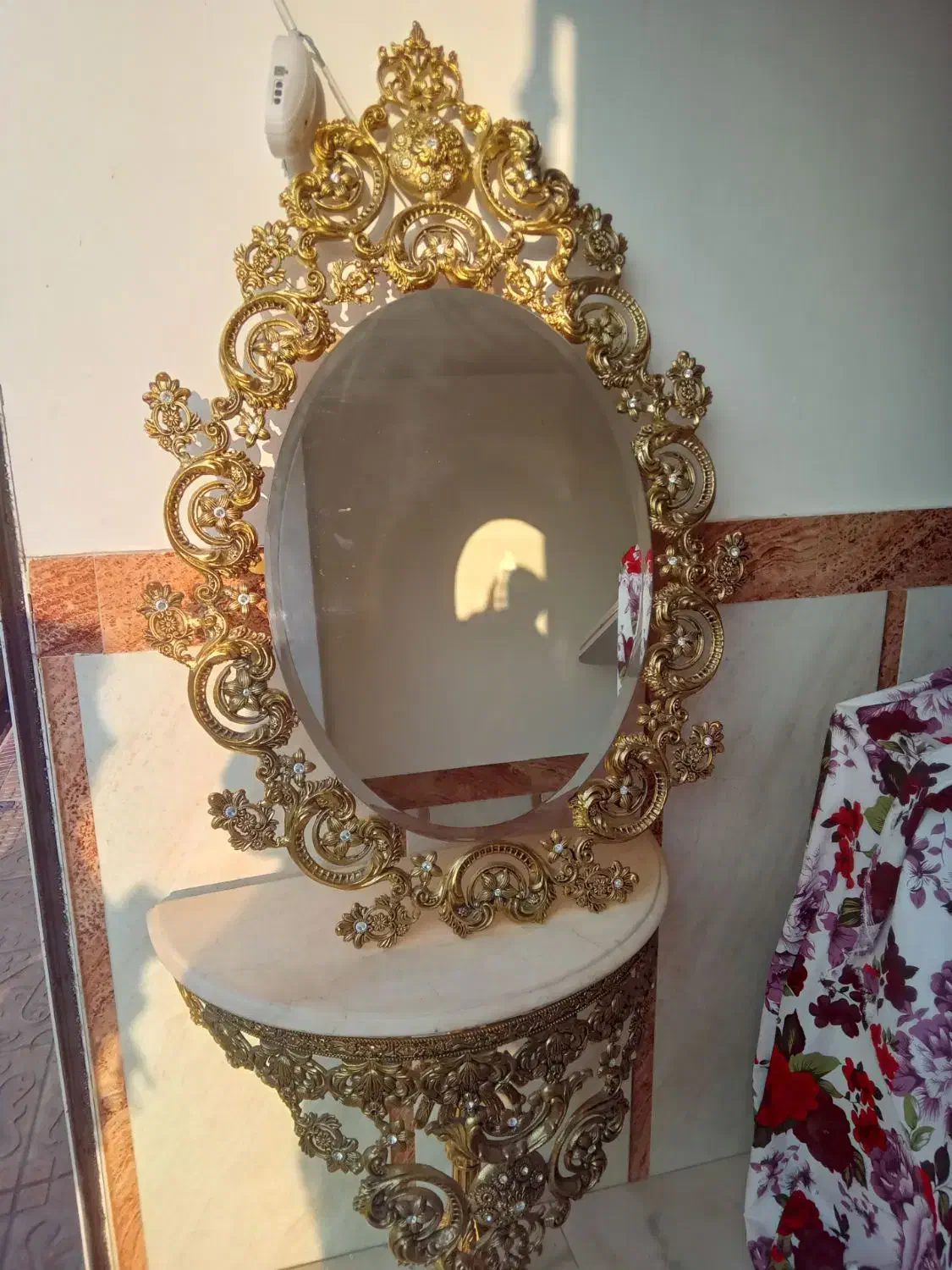 آینه شمدان|آینه|میاندوآب, |دیوار