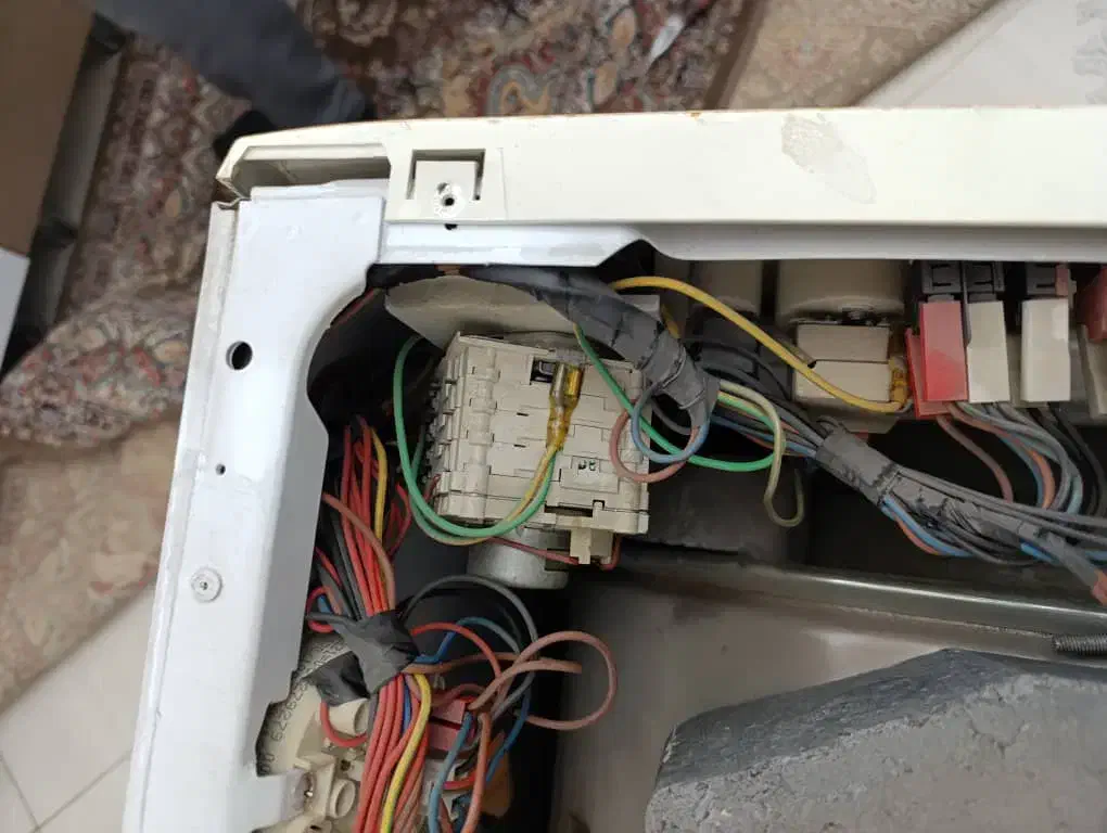 تعمیرات تخصصی انواع لباسشویی و ظرفشویی|خدمات پیشه و مهارت|تهران, فلسطین (میدان انقلاب)|دیوار