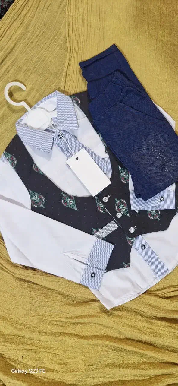 سه تیکه|کفش و لباس بچه|خرمآباد, |دیوار