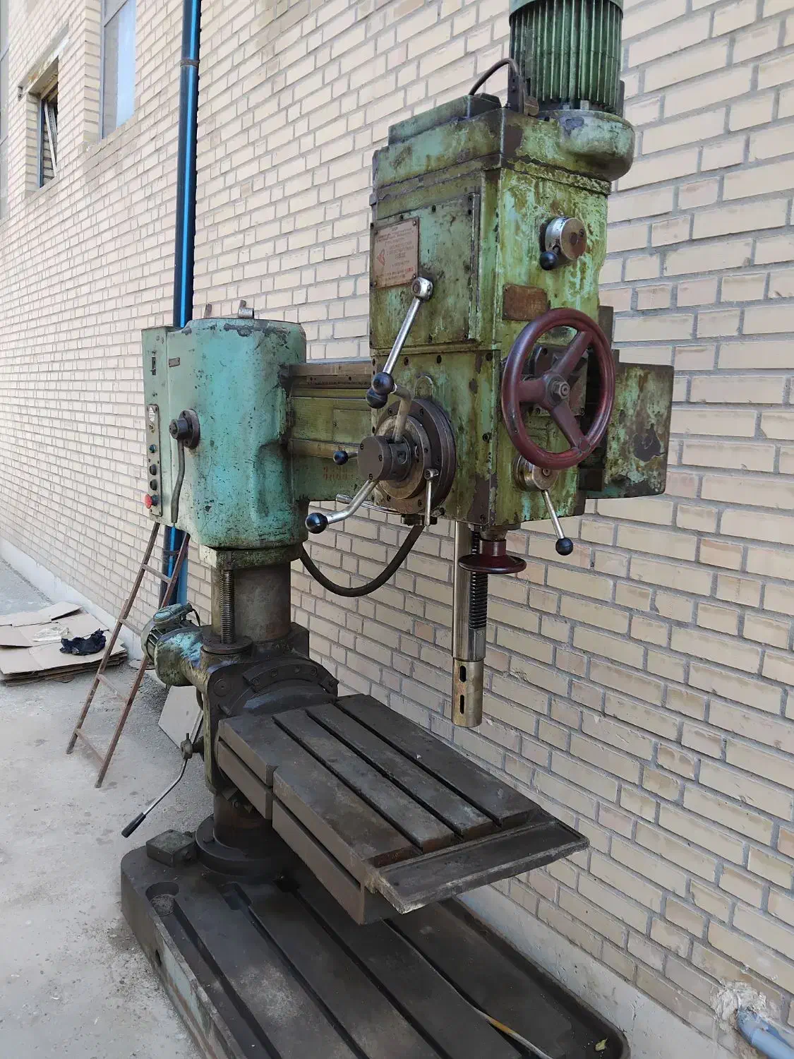 دلر رادیال روسی سالم سالم|ماشینآلات صنعتی|رباطکریم, شهرک صنعتی نصیرآباد|دیوار