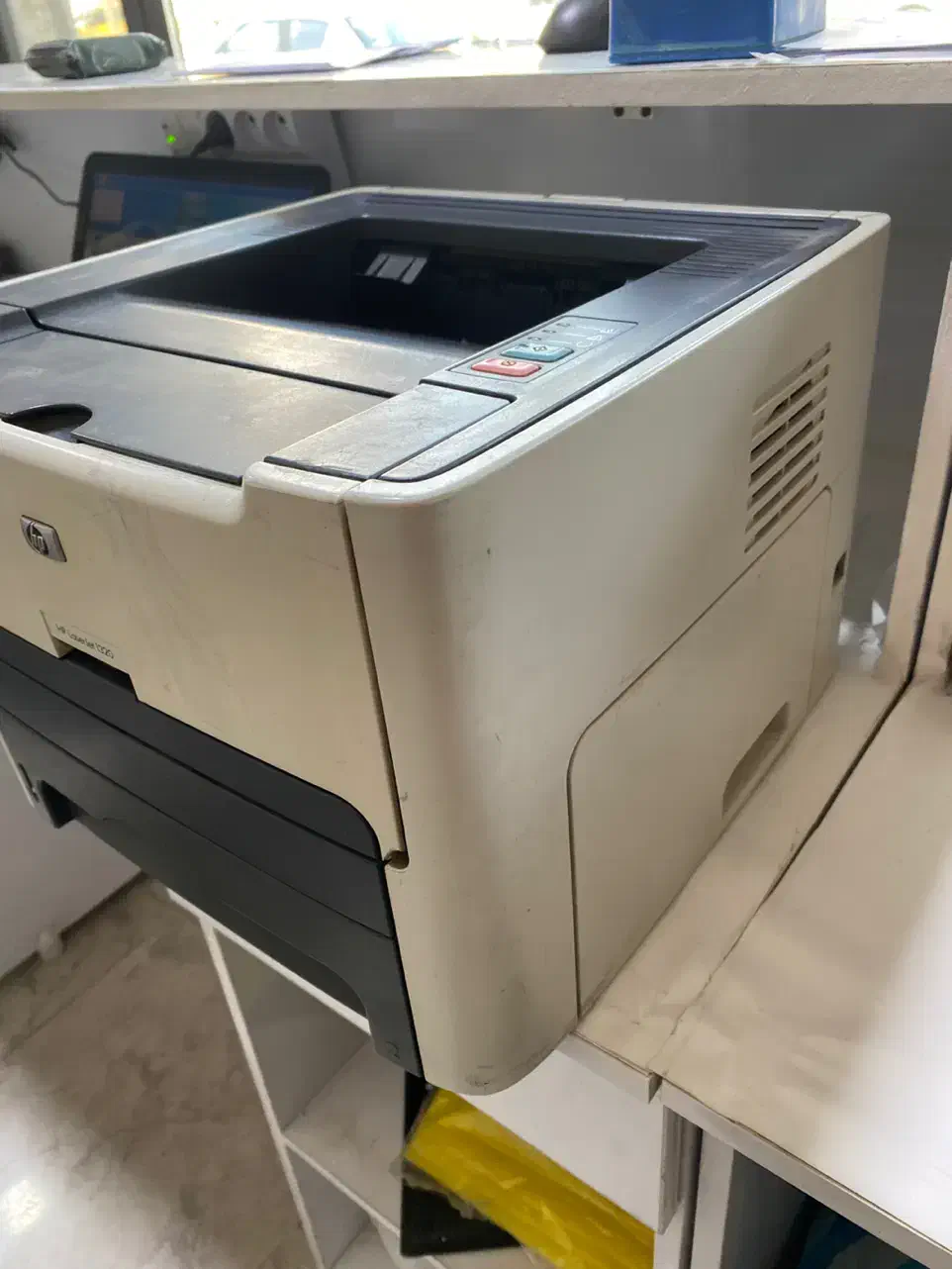 پرینترپشت‌و‌روزن ۱۳۲۰hp|پرینتر، اسکنر، کپی، فکس|میاندوآب, |دیوار