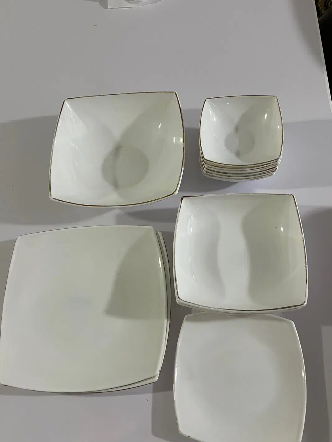 سرویس غذاخوری شش نفره|ظروف سرو و پذیرایی|بندرعباس, |دیوار