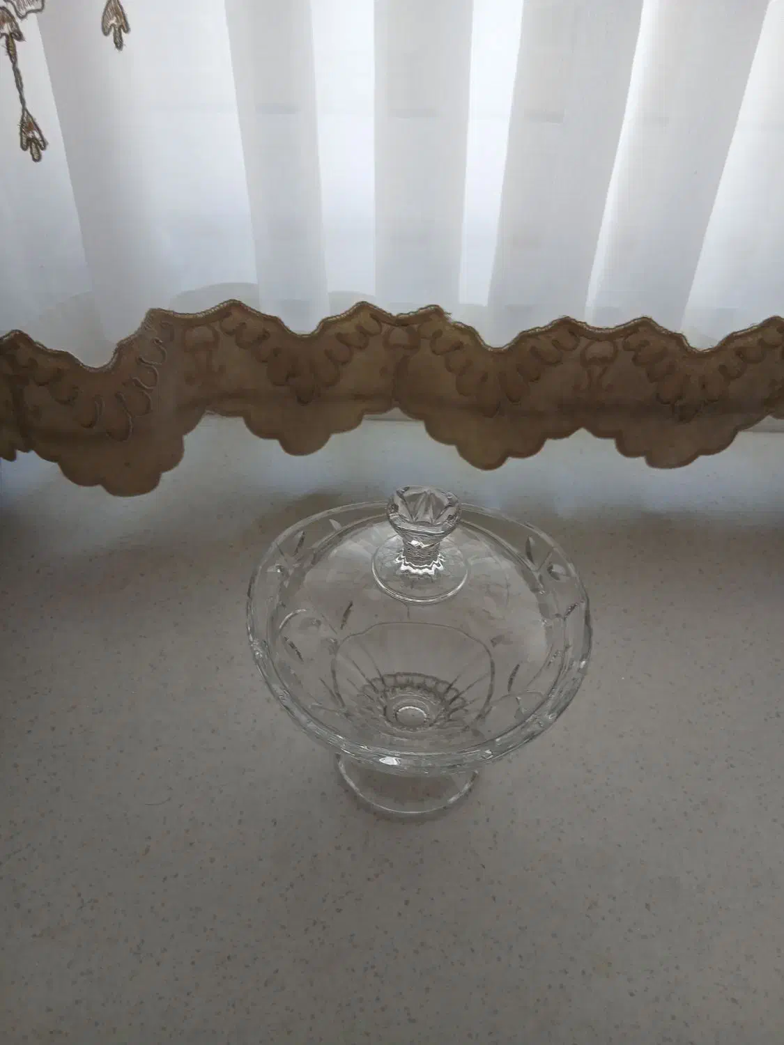 شکلات خوری لاروس|صنایع دستی و سایر لوازم تزئینی|تهران, چهارصد دستگاه|دیوار