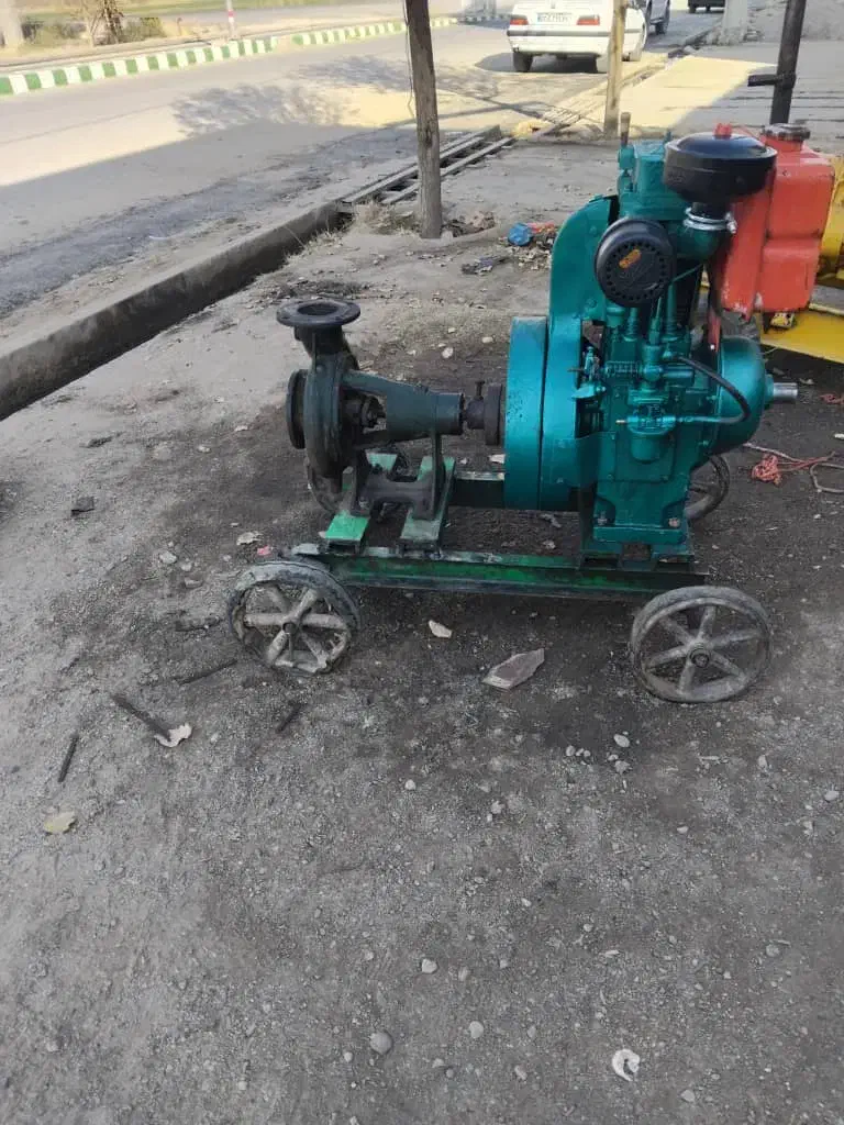 موتور آب مارگو ۸. اسب تازه تعمیر لیستر|ماشینآلات صنعتی|میاندوآب, |دیوار