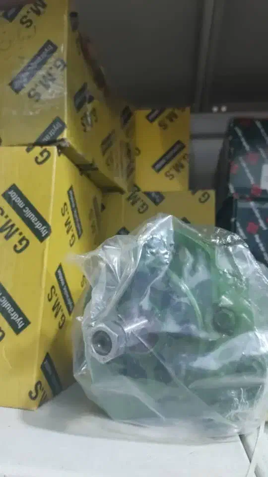 پمپ هیدرولیک کمباین جاندیر|قطعات یدکی و لوازم جانبی|تهران, طرشت|دیوار