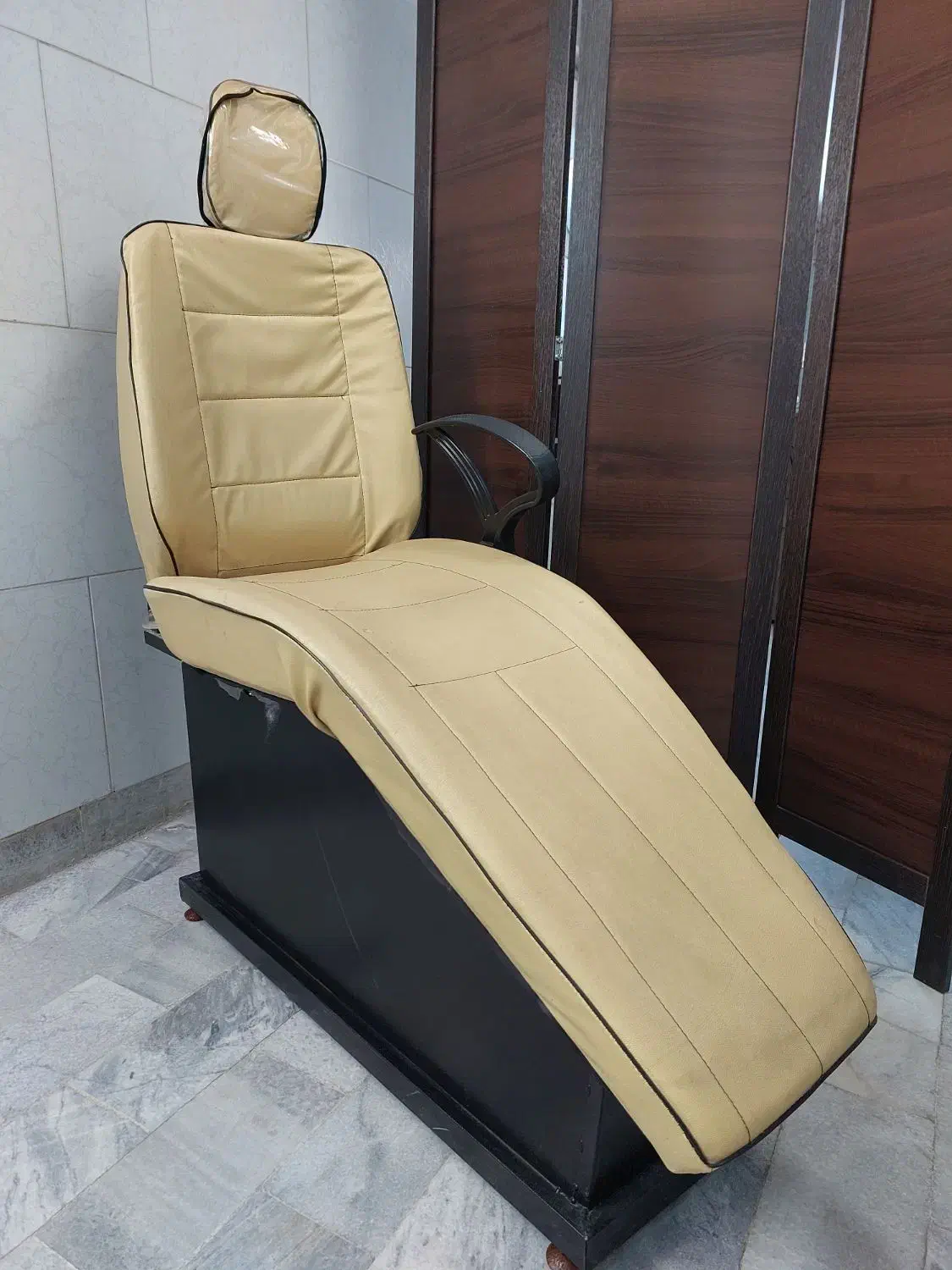 فروش تعدادی صندلی آرایشگاهی زیر قیمت|آرایشگاه و سالن‌های زیبایی|همدان, |دیوار