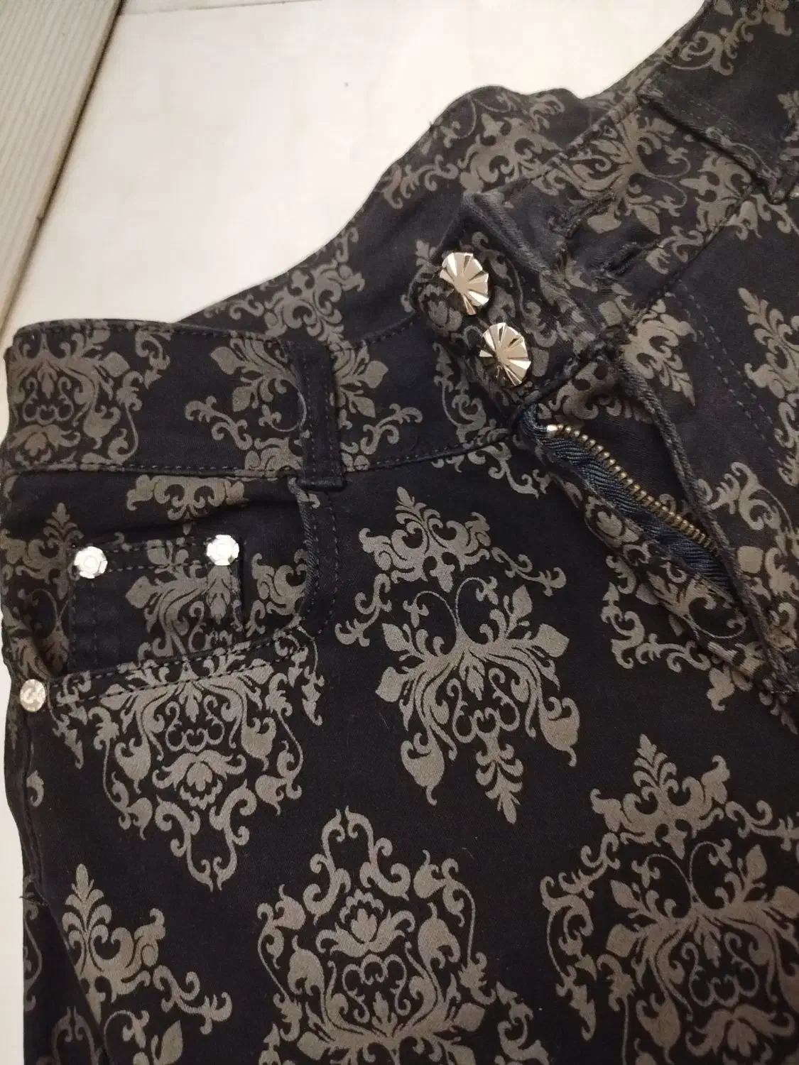 لباس و مانتو زنانه|لباس|محمدشهر, شهرک پیام (مهرالبرز)|دیوار