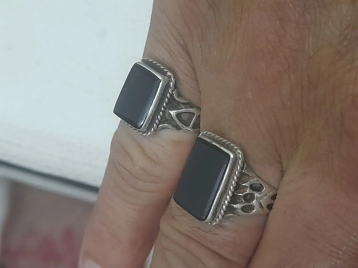 انگشترنقره|کلکسیون اشیاء عتیقه|کاشان, باغ ماجد|دیوار