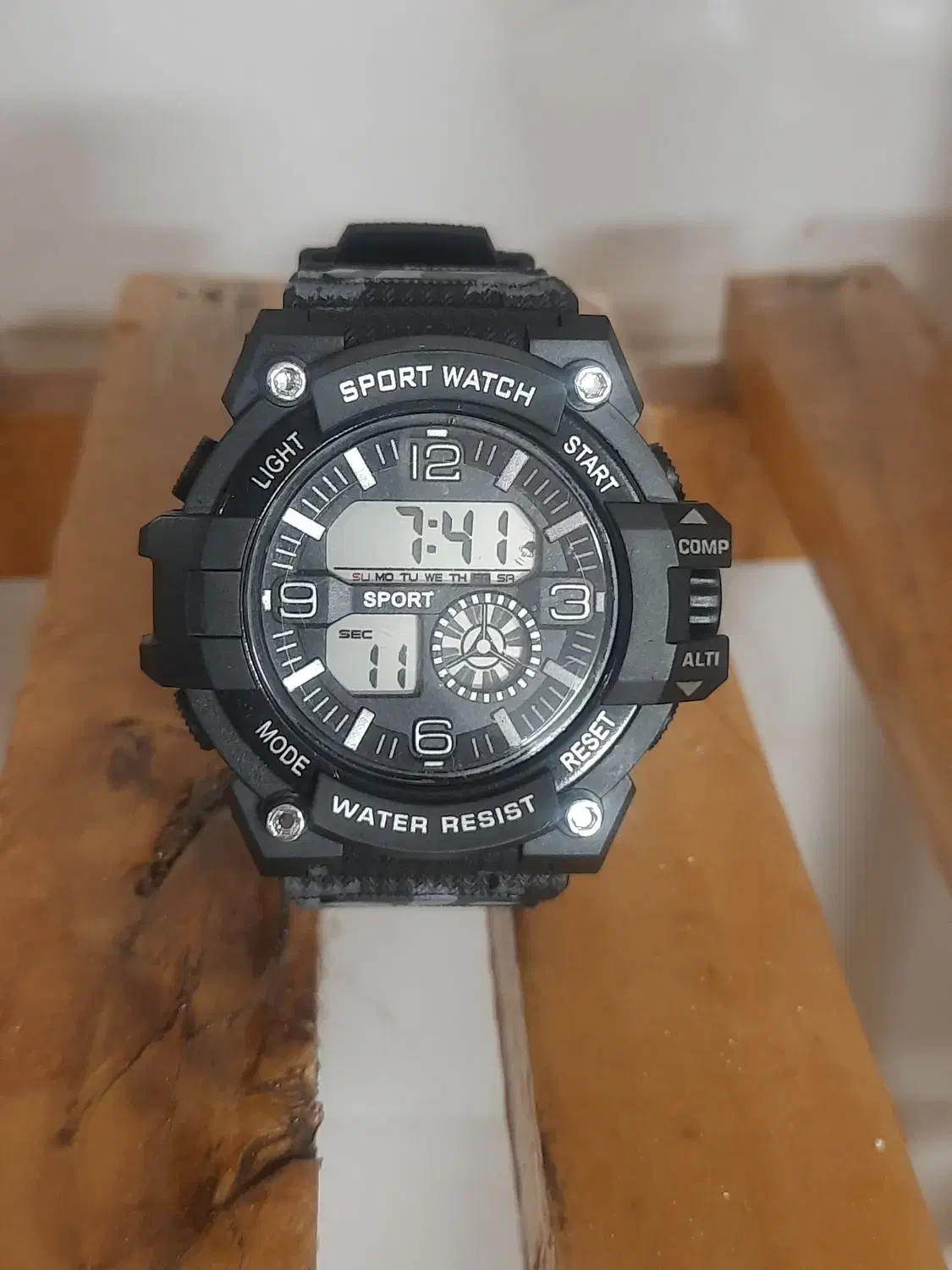 ساعت مچی اسپرت پسرانه|ساعت|مشهد, شهید بهشتی|دیوار