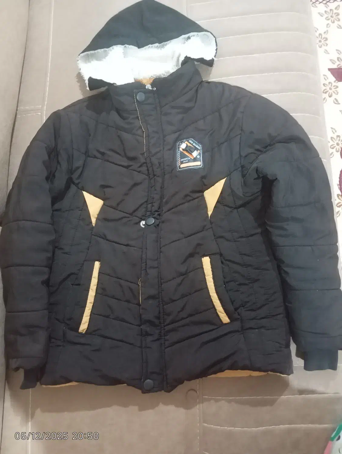 کاپشن|لباس|تربت جام, فاز ۳ فرهنگیان|دیوار