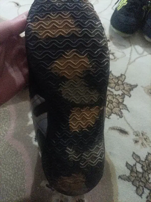 کفش کشتی در حد نو|کیف، کفش، کمربند|شاهینشهر, شهرک گلدیس|دیوار