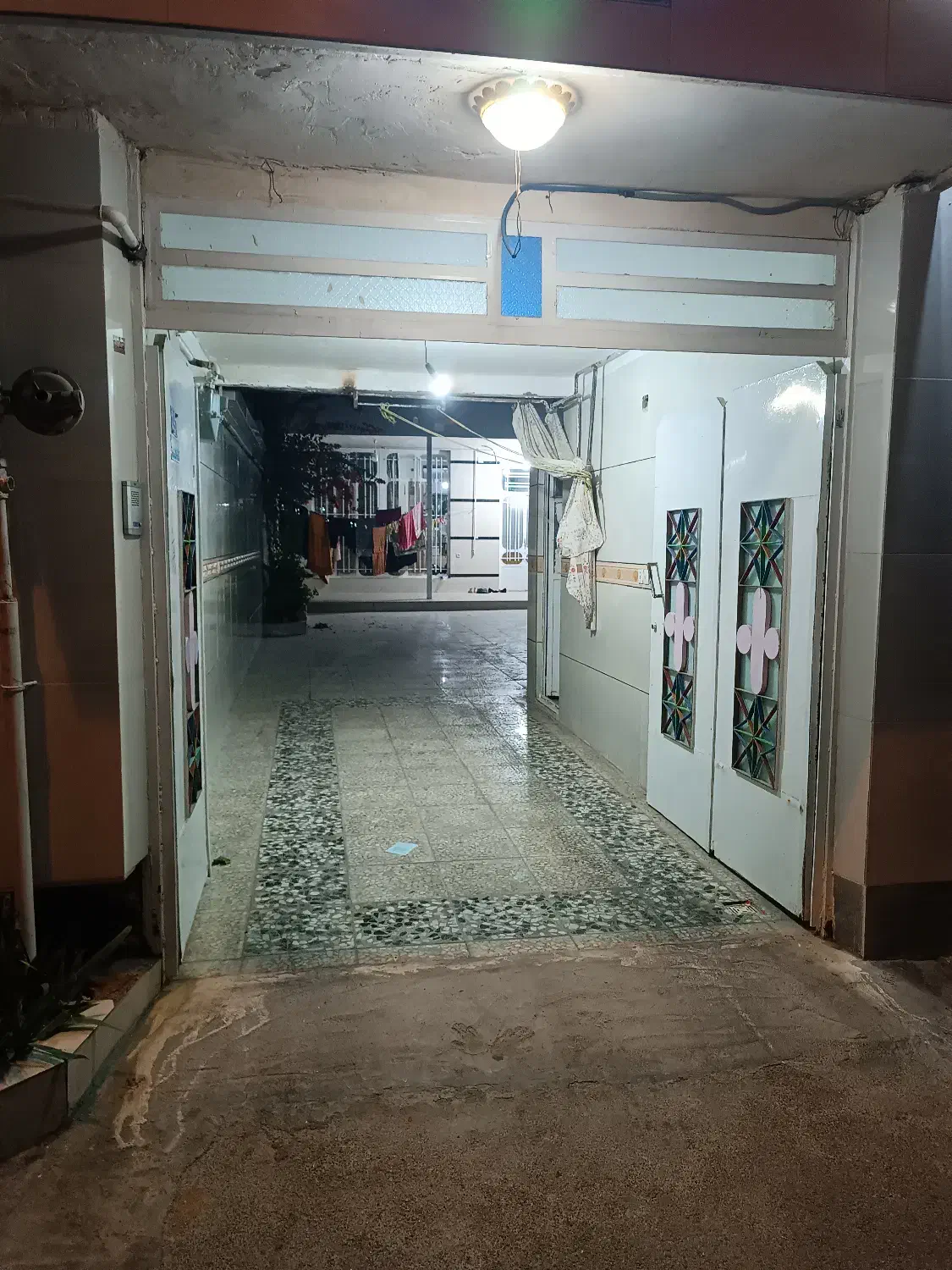 سوییت تمیز با پارکینگ سه ماشینه امن|اجارهٔ کوتاهمدت آپارتمان و سوئیت|مرودشت, ژیان|دیوار