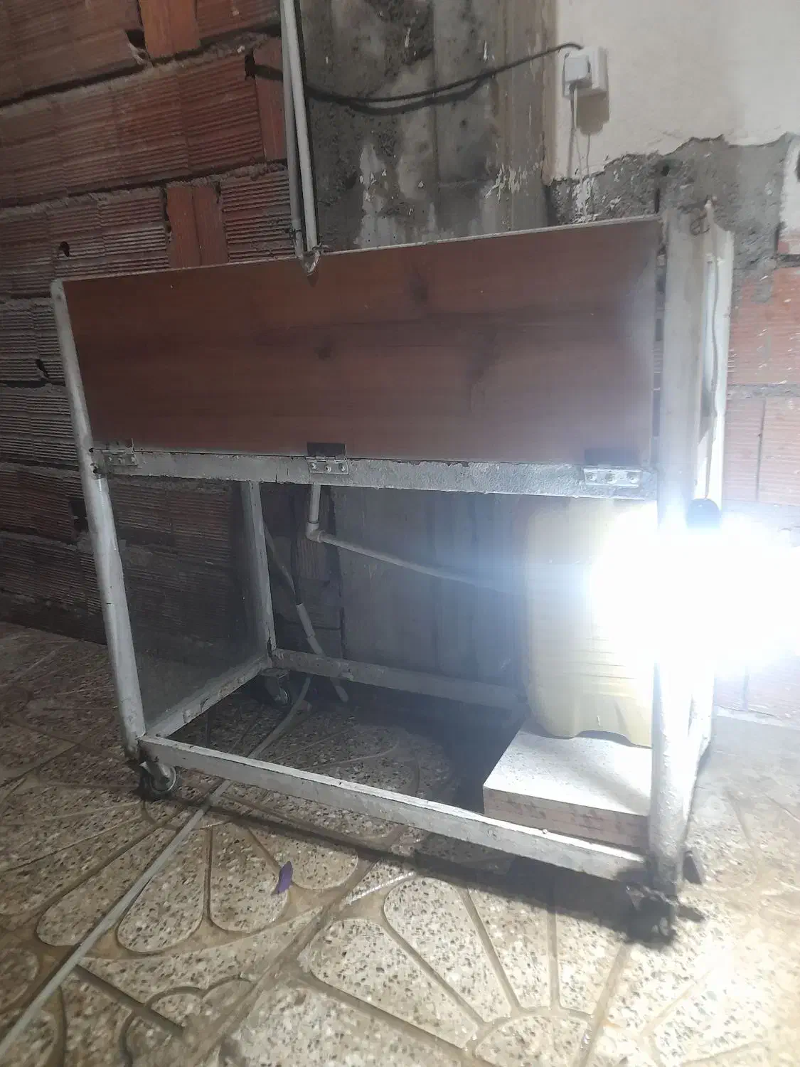 با سلام ی دونع ویترین|بوفه، ویترین، کنسول|گرگان, |دیوار