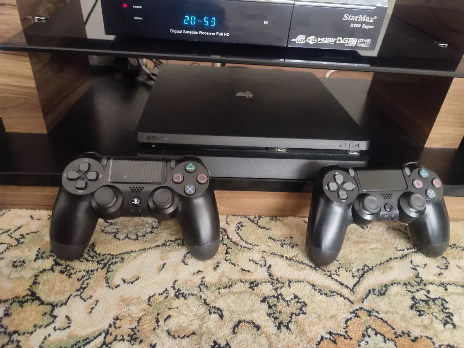 پلی استیشن چهار اسلیم دو دسته یه ترا|کنسول، بازی ویدئویی و آنلاین|آمل, |دیوار