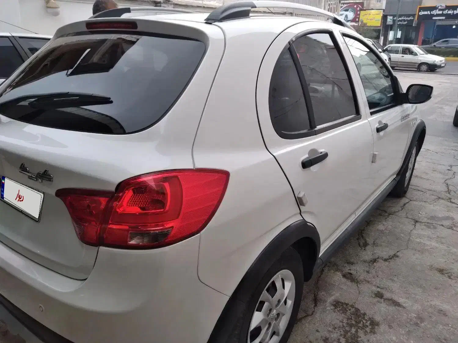 کوئیک سفید ۱۴۰۱|خودرو سواری و وانت|آمل, |دیوار