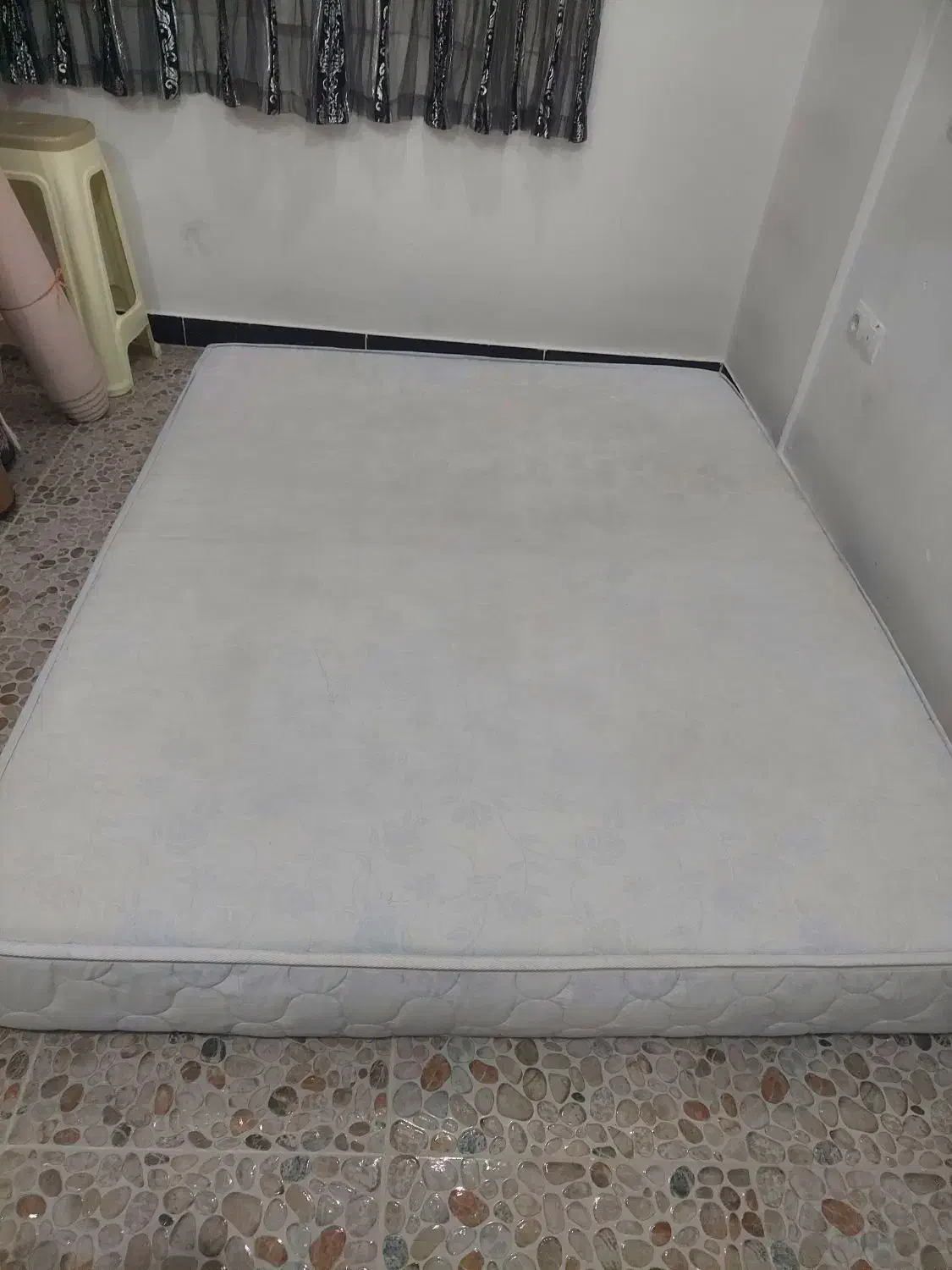 تخت دونفره باتشک|تشک تختخواب|مریوان, |دیوار