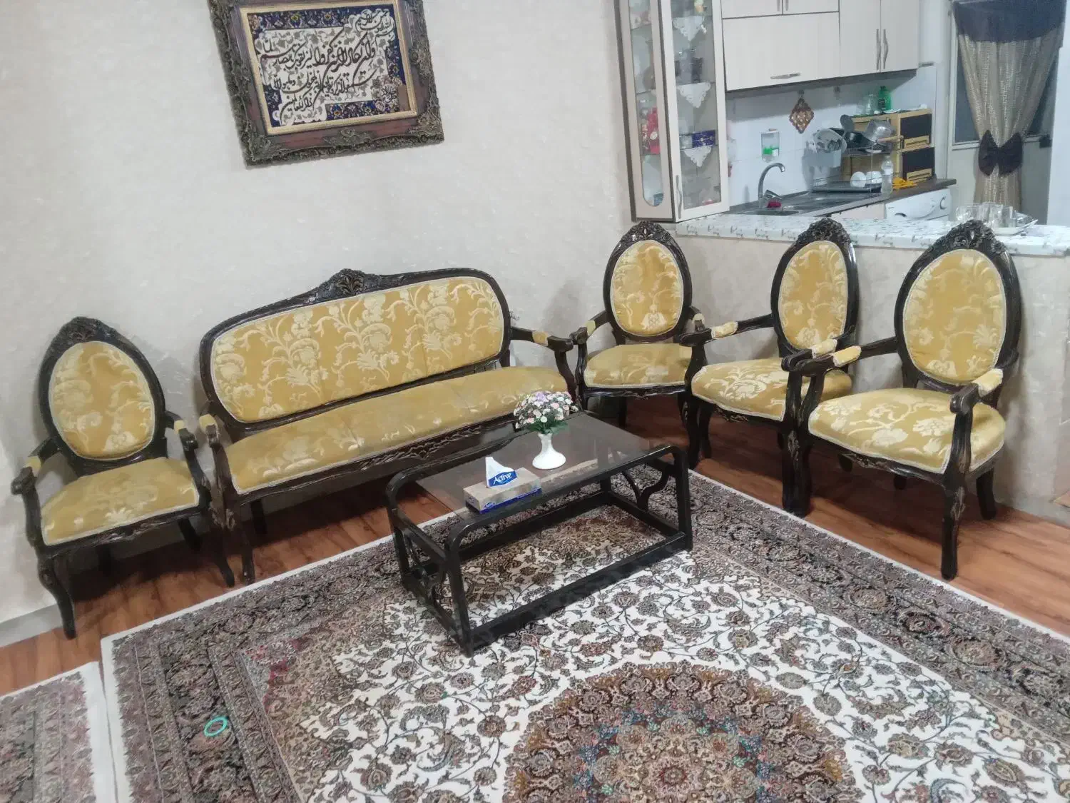 مبل ۹ نفره و یک جلو مبلی|مبلمان خانگی و میز عسلی|شریفآباد, |دیوار