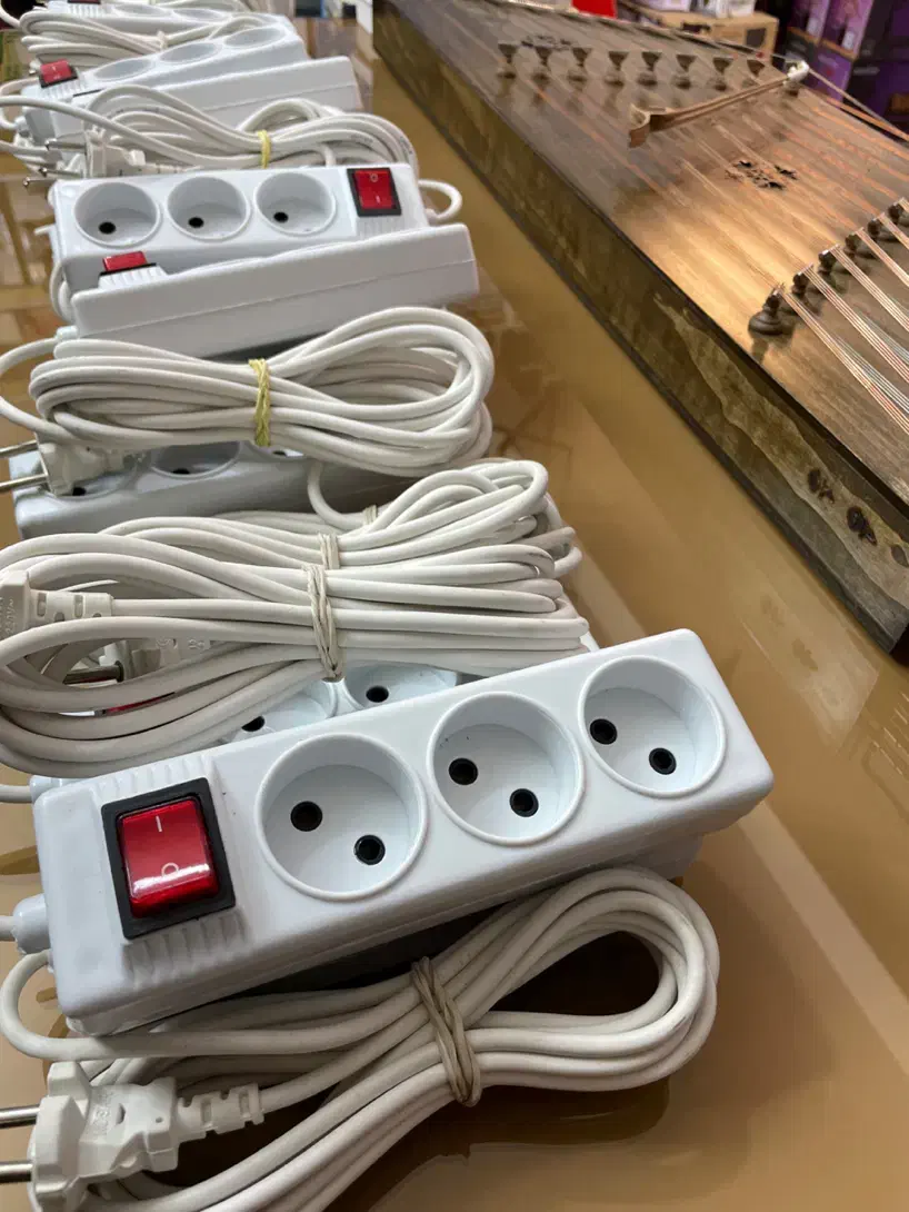 ۳ راهی مجیک ۴ خانه دارای کابل ۵ متری قیمت ۱۹۵|مصالح و تجهیزات ساختمان|ملایر, |دیوار