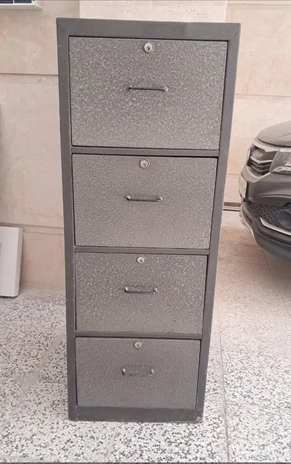 صندلی کارمندی و فایل|صندلی و نیمکت|مشهد, نیروی هوایی|دیوار