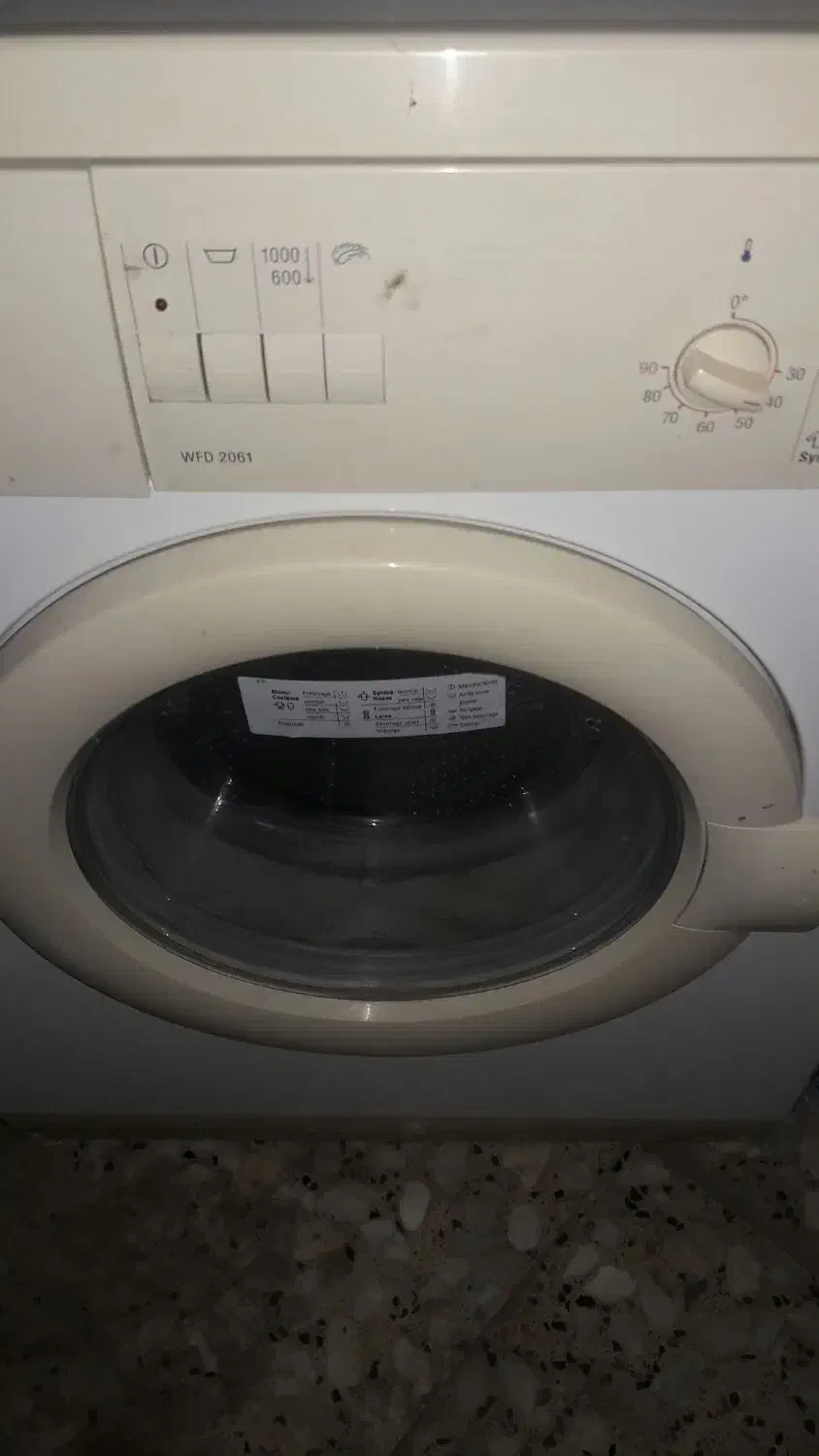 ماشین لباسشویی بوش|ماشین لباسشویی و خشک‌کن لباس|فومن, |دیوار