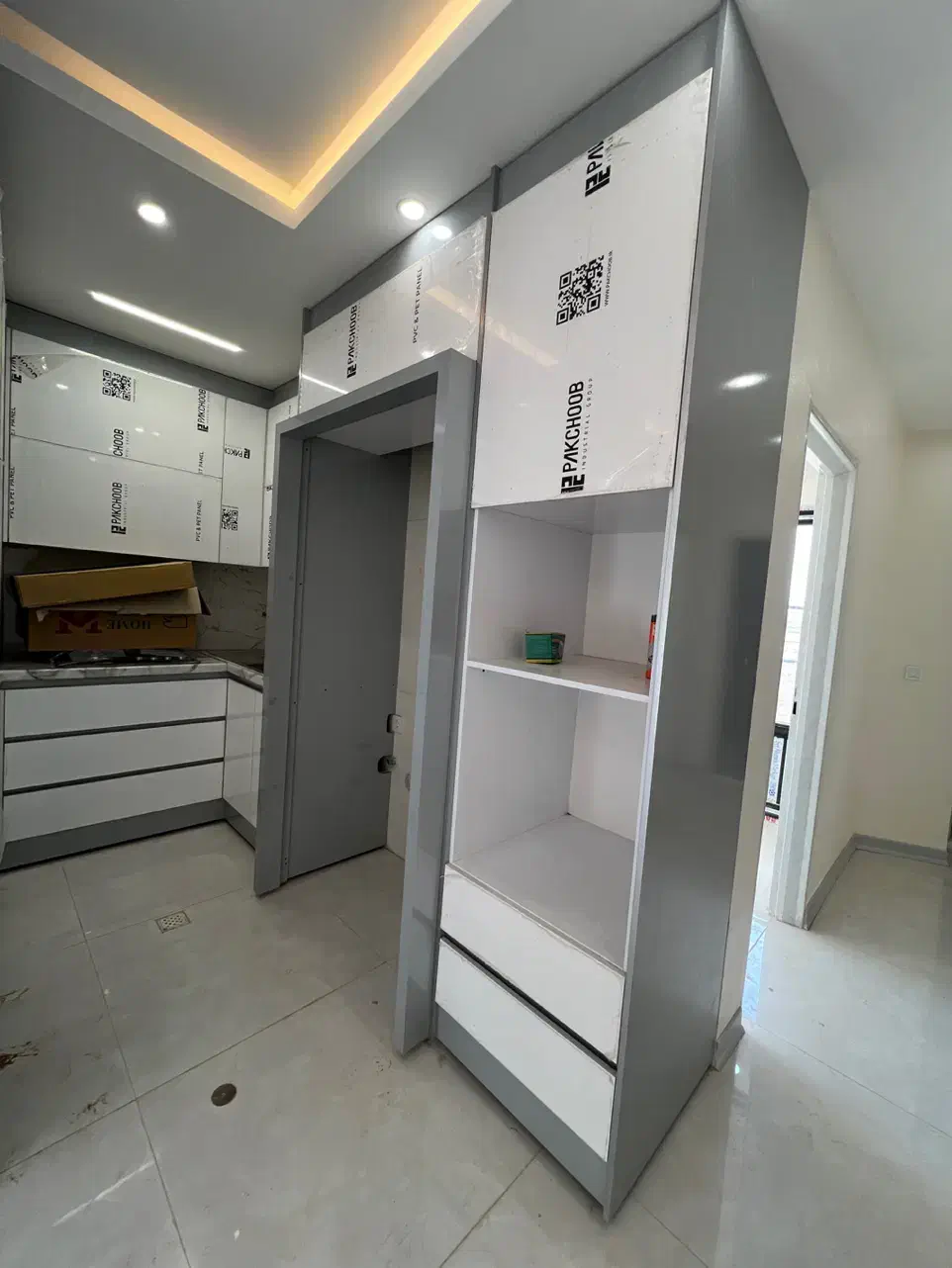 اپارتمان دو خواب رو به افتاب/۶ واحدی|فروش آپارتمان|شاهین‌شهر, ۹ دی|دیوار