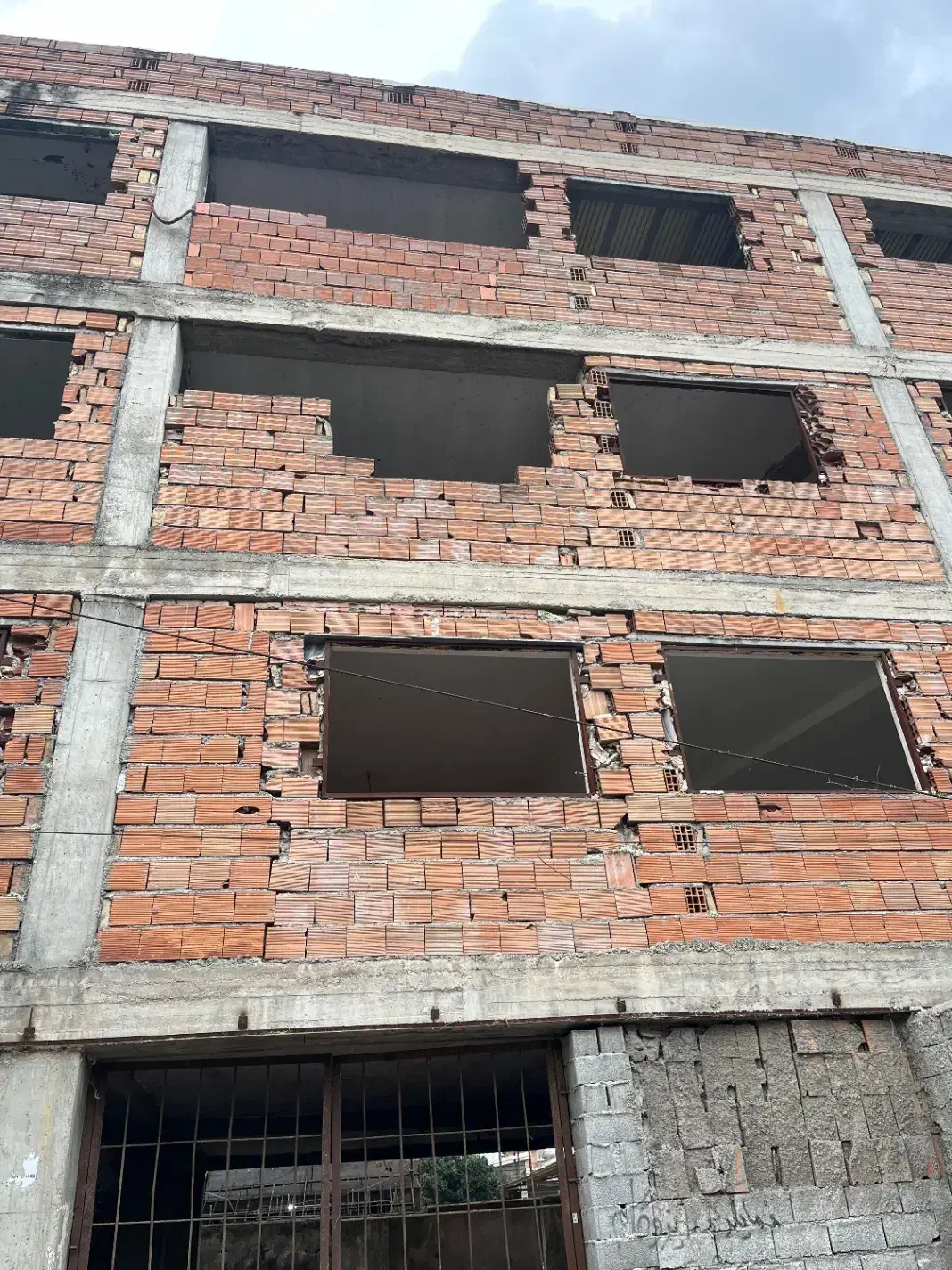 فروش اپارتمان معاوضه با زمین هم انجام میشه|فروش آپارتمان|قائمشهر, |دیوار