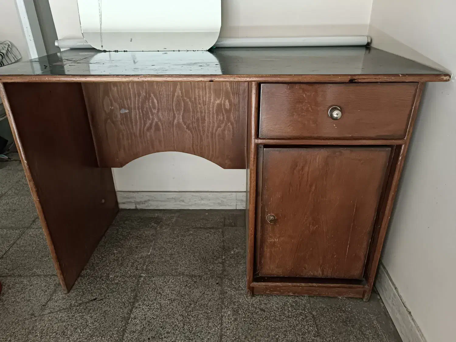 میز تحریر|میز تحریر و کامپیوتر|تبریز, |دیوار