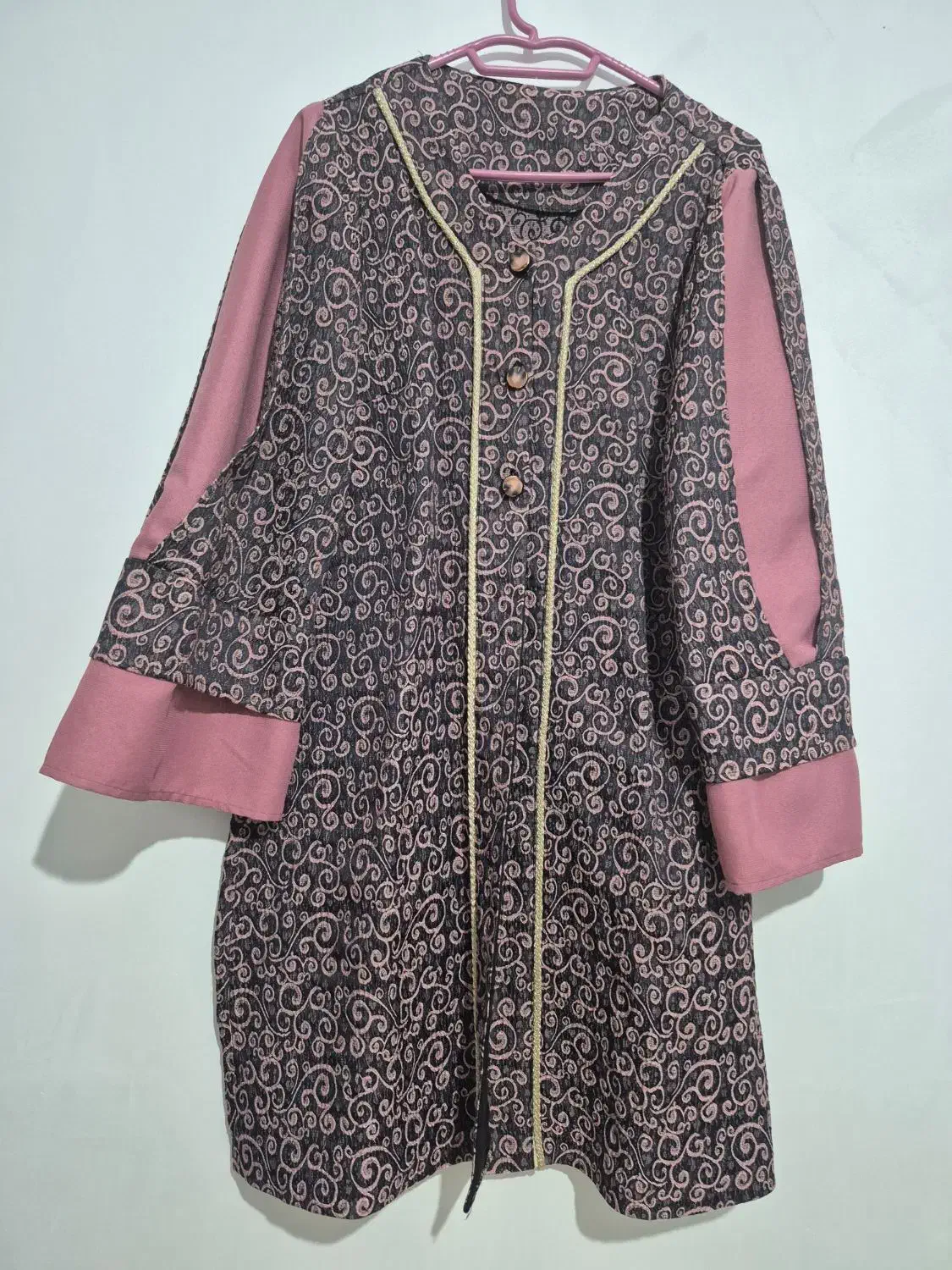 مانتو مجلسی|لباس|فیروزآباد (فارس), |دیوار