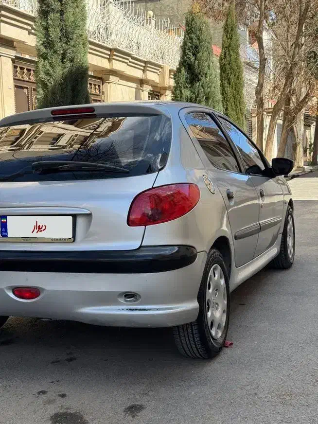 پژو 206|خودرو سواری و وانت|بروجرد, |دیوار