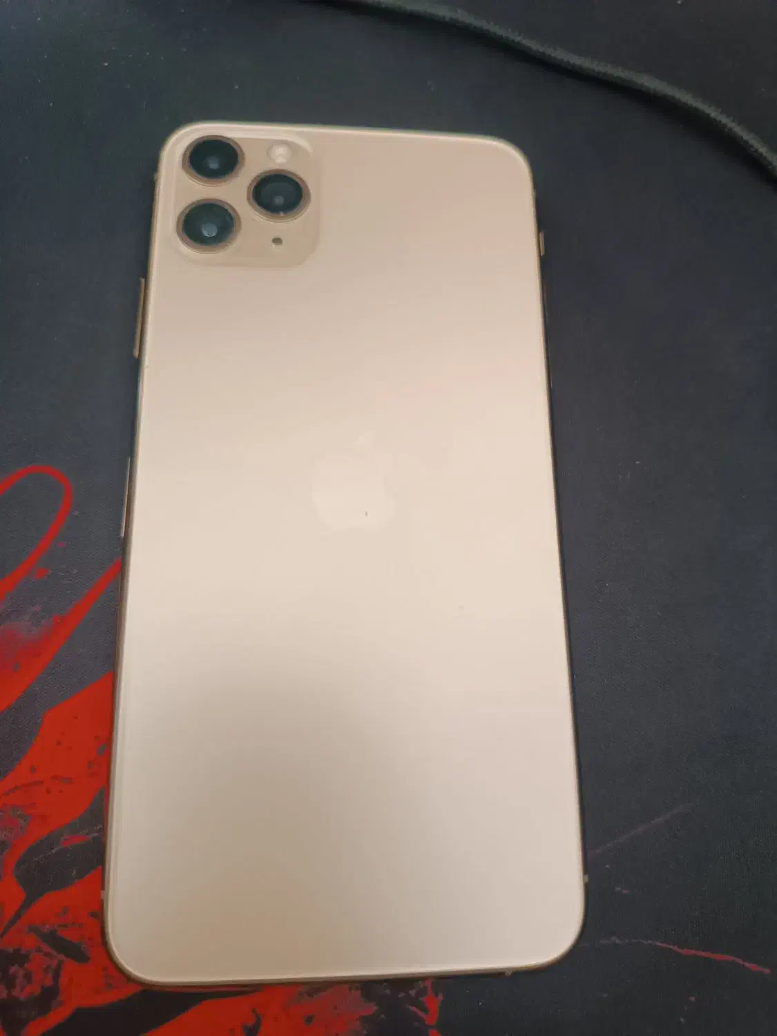 اپل iPhone 11 Pro Max با حافظهٔ ۲۵۶ گیگابایت|موبایل|شیراز, نصر|دیوار
