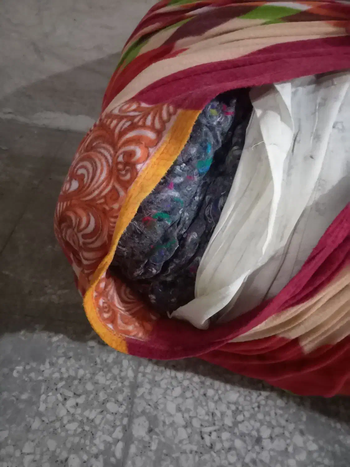 دو عدد تشک|رختخواب، بالش، پتو|مشهد, الهیه|دیوار