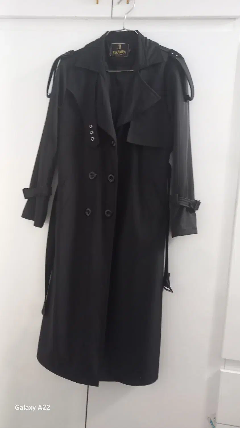 بارانی|لباس|نیشابور, فخریه|دیوار