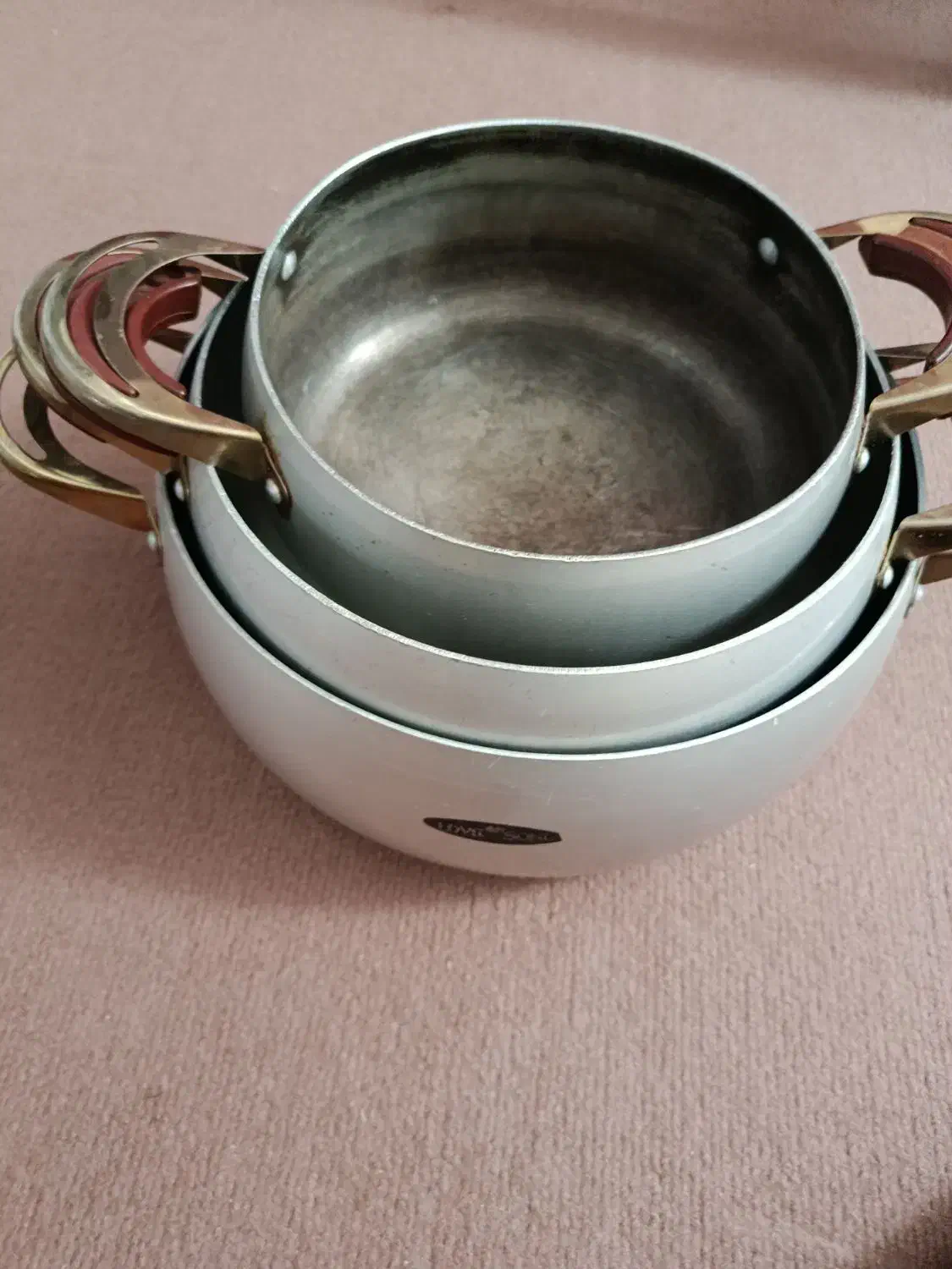 قابلمه تفلون کارکرده|ظروف پختوپز|گلبهار, شهر جدید گلبهار|دیوار