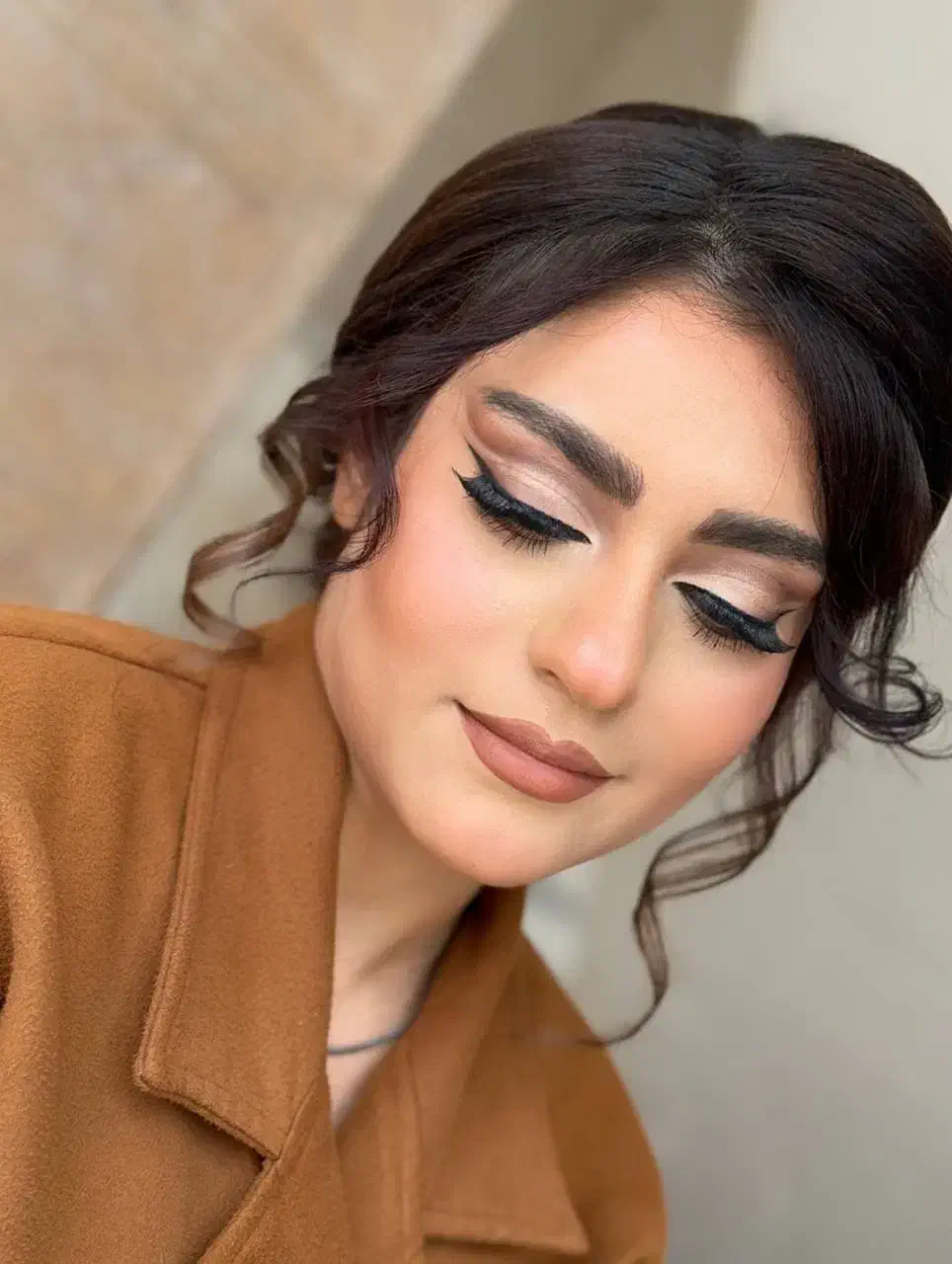 سالن زیبایی هلو|خدمات آرایشگری و زیبایی|ماهدشت, |دیوار