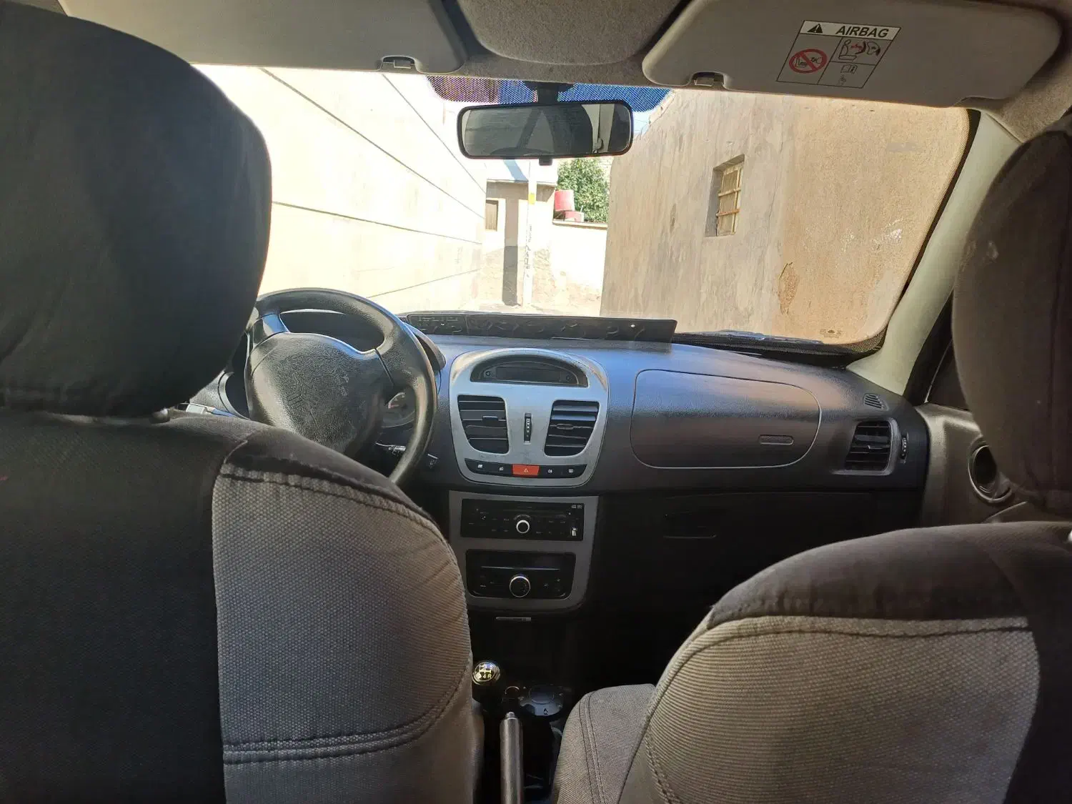 ساینا مدل ۹۵بدون رنگ تمیزومرتب به فروش میرسد|خودرو سواری و وانت|شیراز, مسلم|دیوار