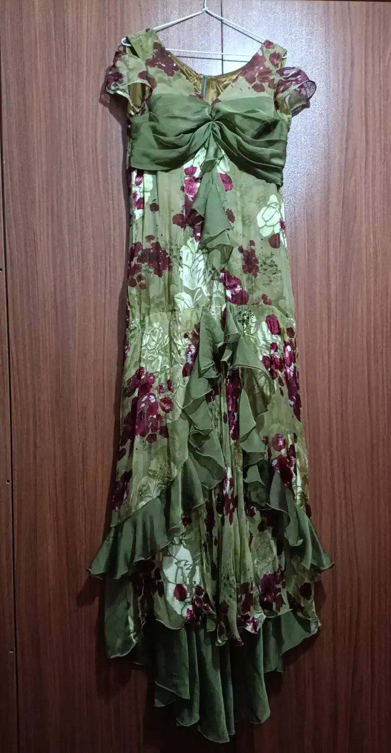 لباسهای مجلسی|لباس|رشت, لاکان شهر|دیوار