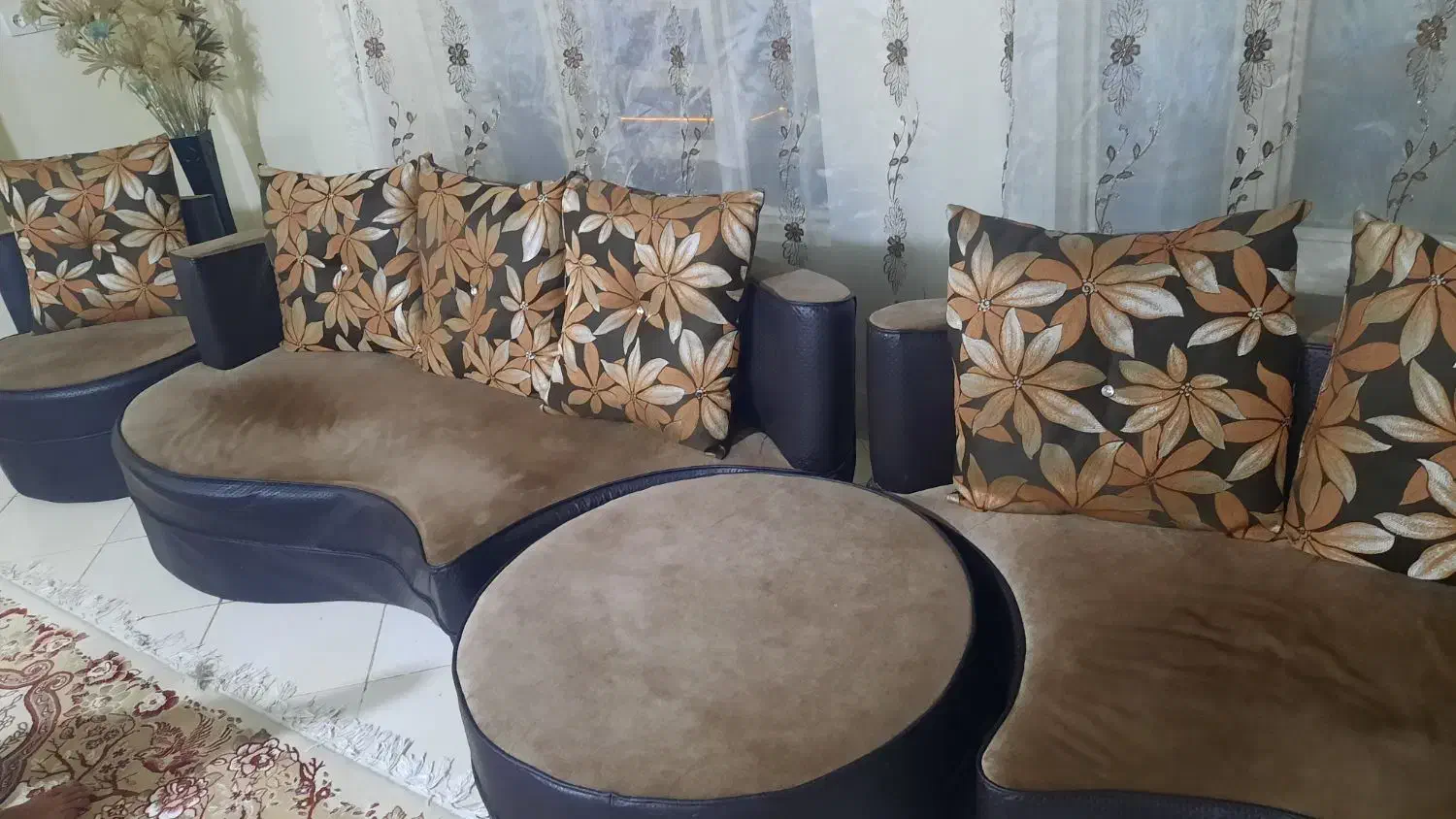 مبل هفت نفره با میز عسلی|مبلمان خانگی و میز عسلی|محمدشهر, همایون ویلا|دیوار