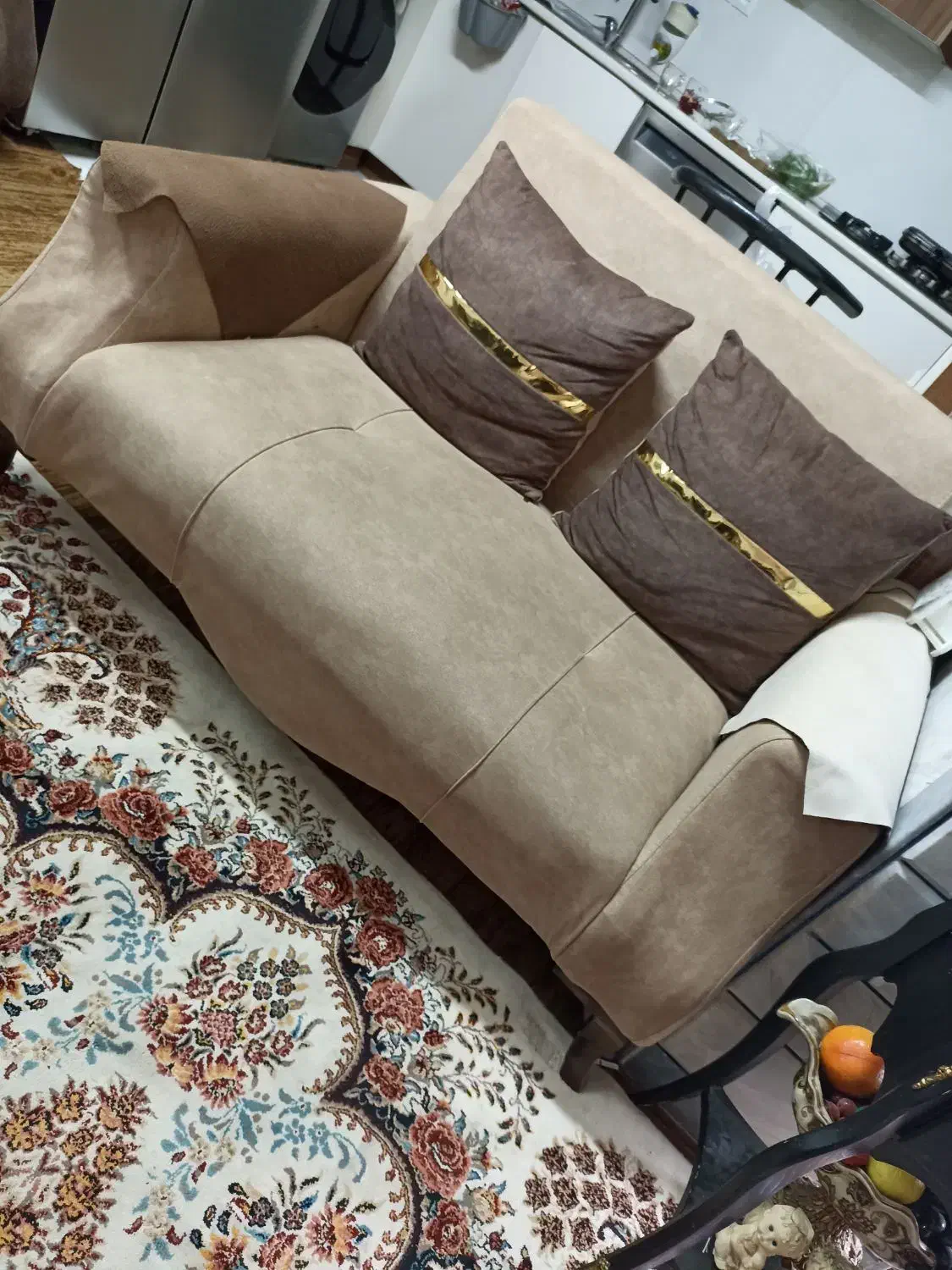 فروش فوری مبلوجلومبلی وتخت خواب دونفره|مبلمان خانگی و میز عسلی|علیآباد کتول, |دیوار