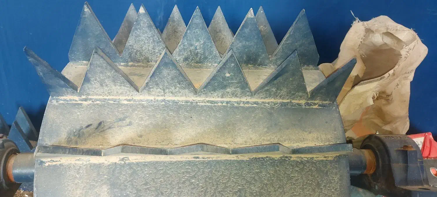 آسیاب (گالاندور) خمیر کاغذ پالمپر کاغذ|ماشینآلات صنعتی|تبریز, |دیوار