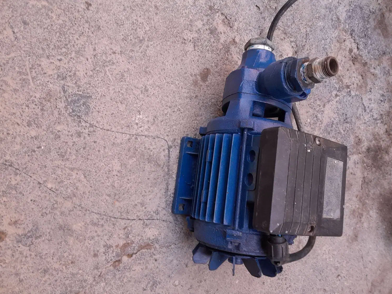 وسایل خونگی|ماشینآلات صنعتی|تکاب, |دیوار