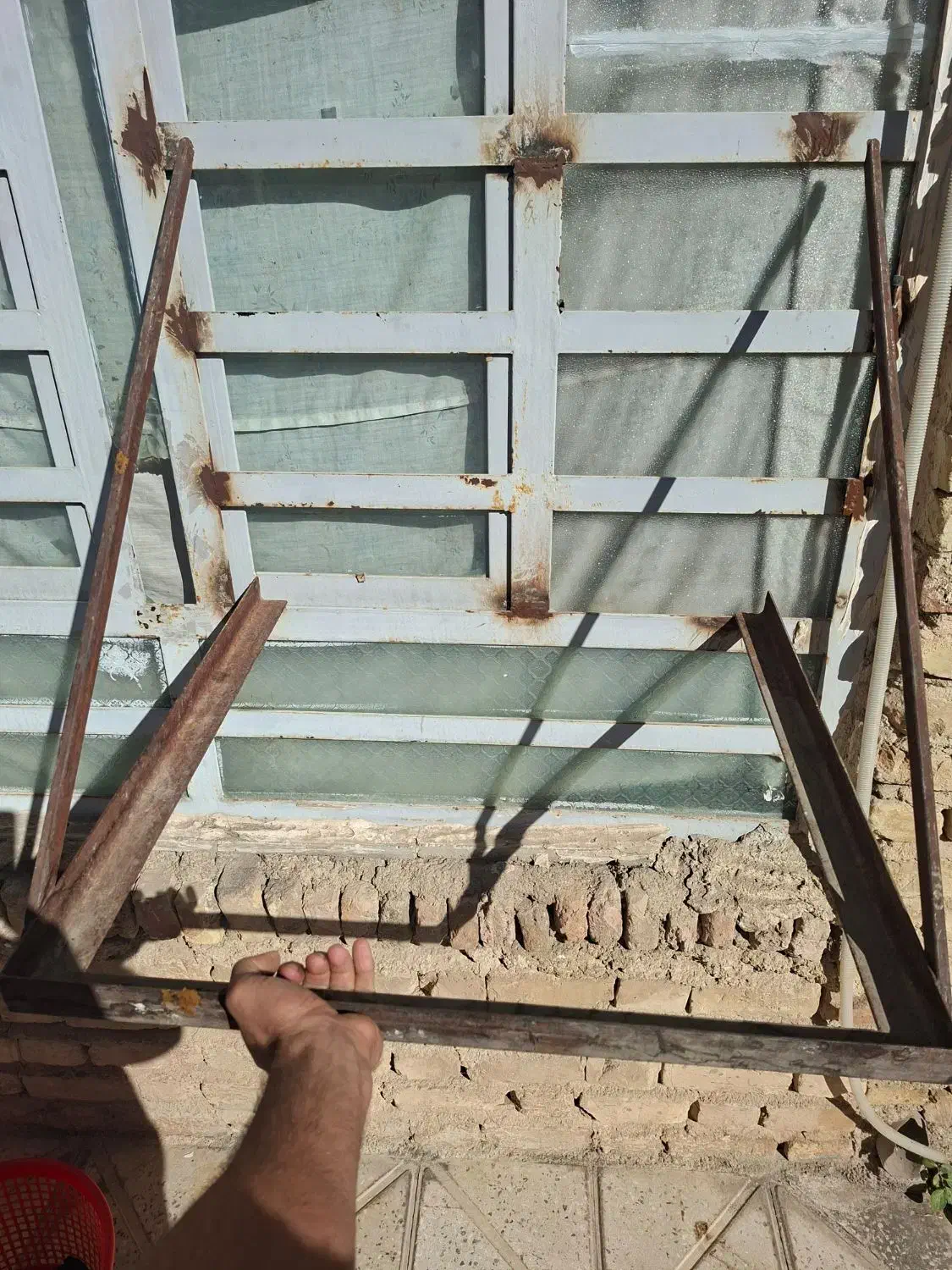 پایه ی نگهدارنده کولرگازی پنجره ای|کولر گازی و فن‌کوئل|جهرم, |دیوار