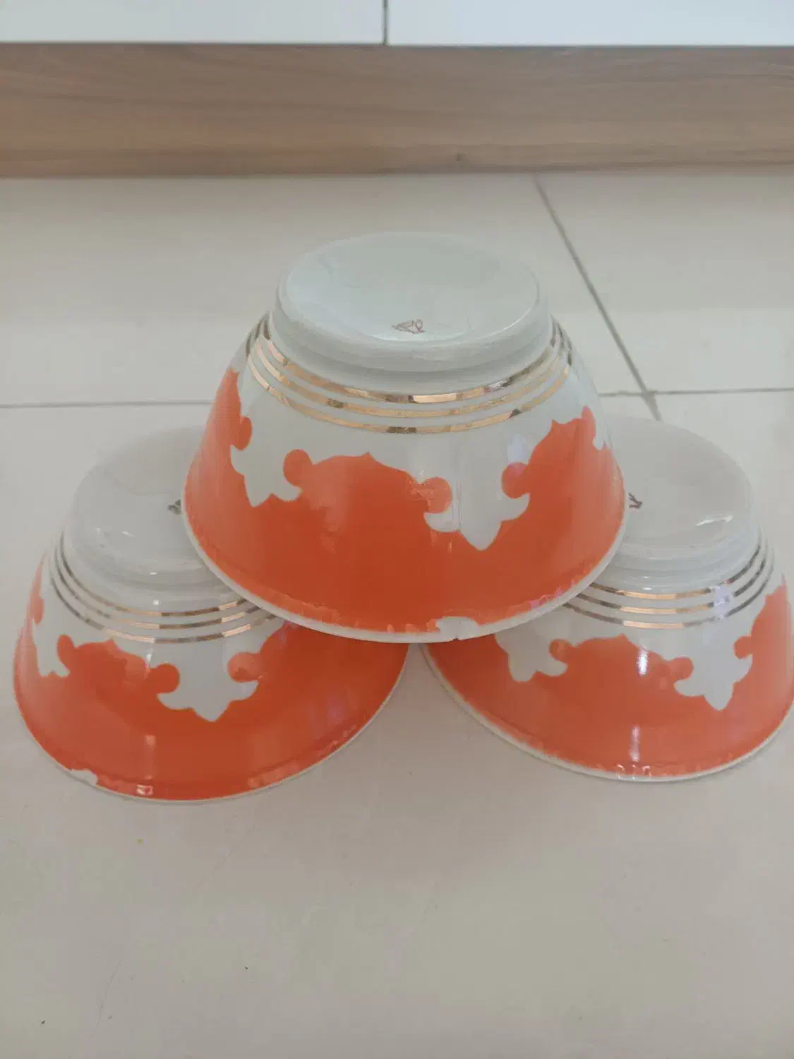 کاسه قدیمی|کلکسیون اشیاء عتیقه|گلستان (تهران), |دیوار